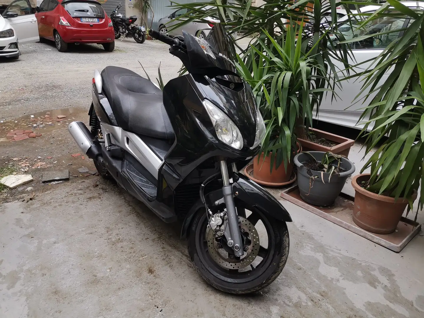 Yamaha X-Max 250 Nero - 1