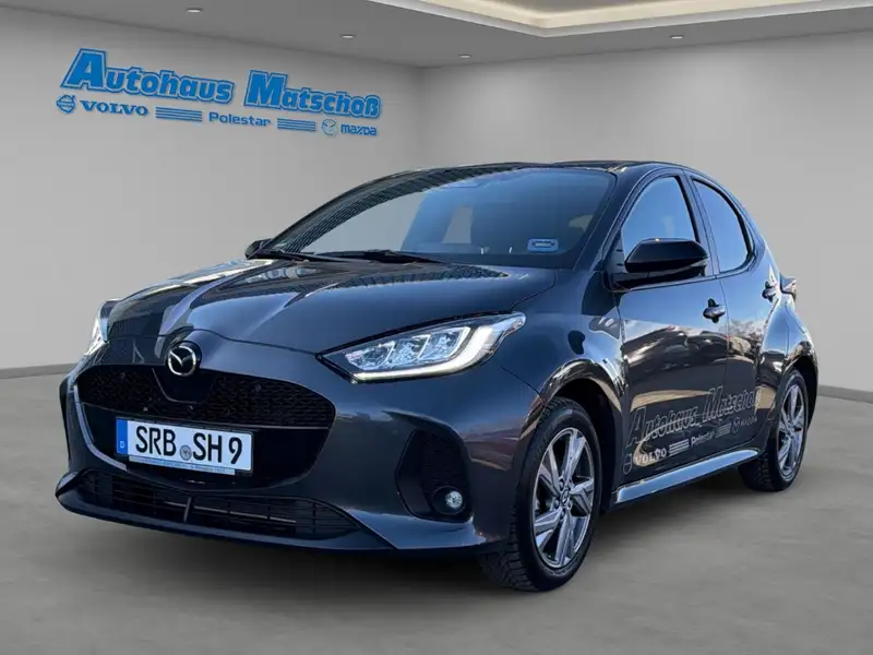 MAZDA 2