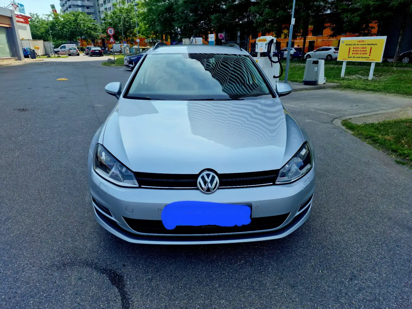 Volkswagen Golf Highline 1,6 BMT TDI DSG kombi Silber - 1
