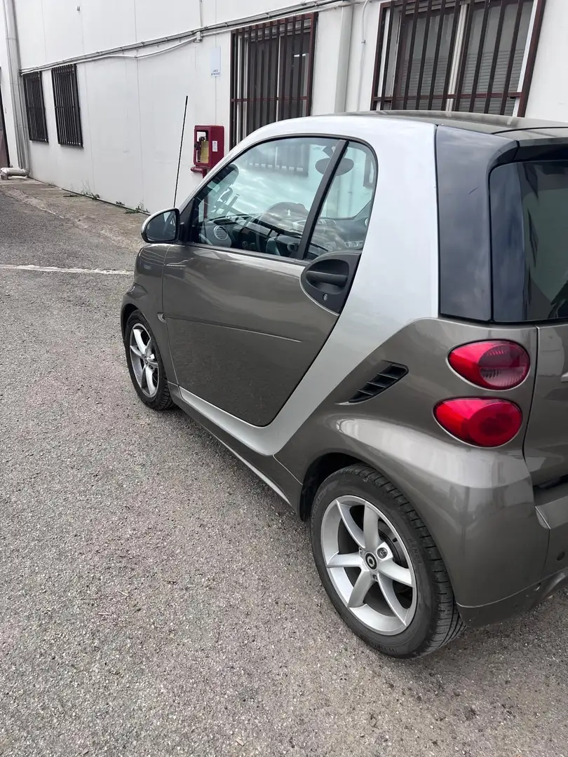 smart forTwo Fortwo II 2007 0.8 cdi Pulse 54cv FL Beige - 2