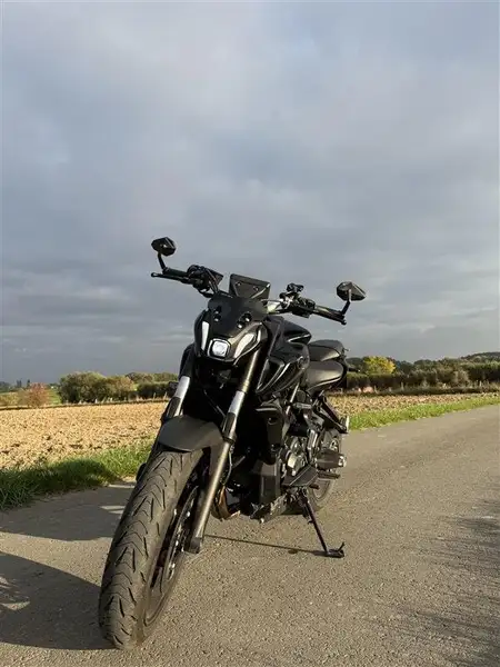 Yamaha MT-07 - foto 2