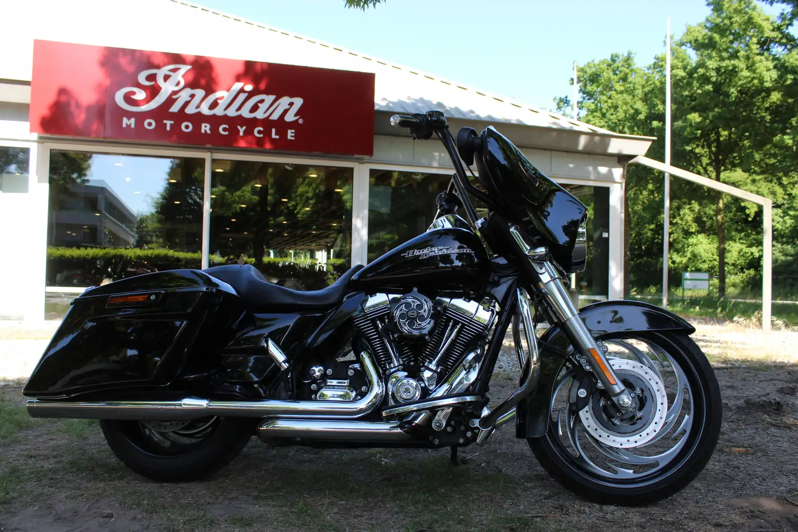 Harley-Davidson Street Glide FLH-X Negru - 1