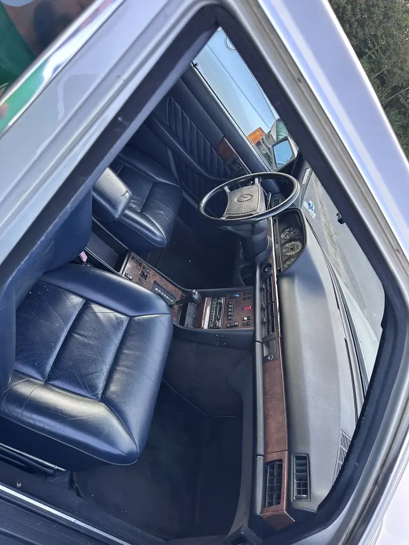 Mercedes-Benz S 560 SEL Niebieski - 2