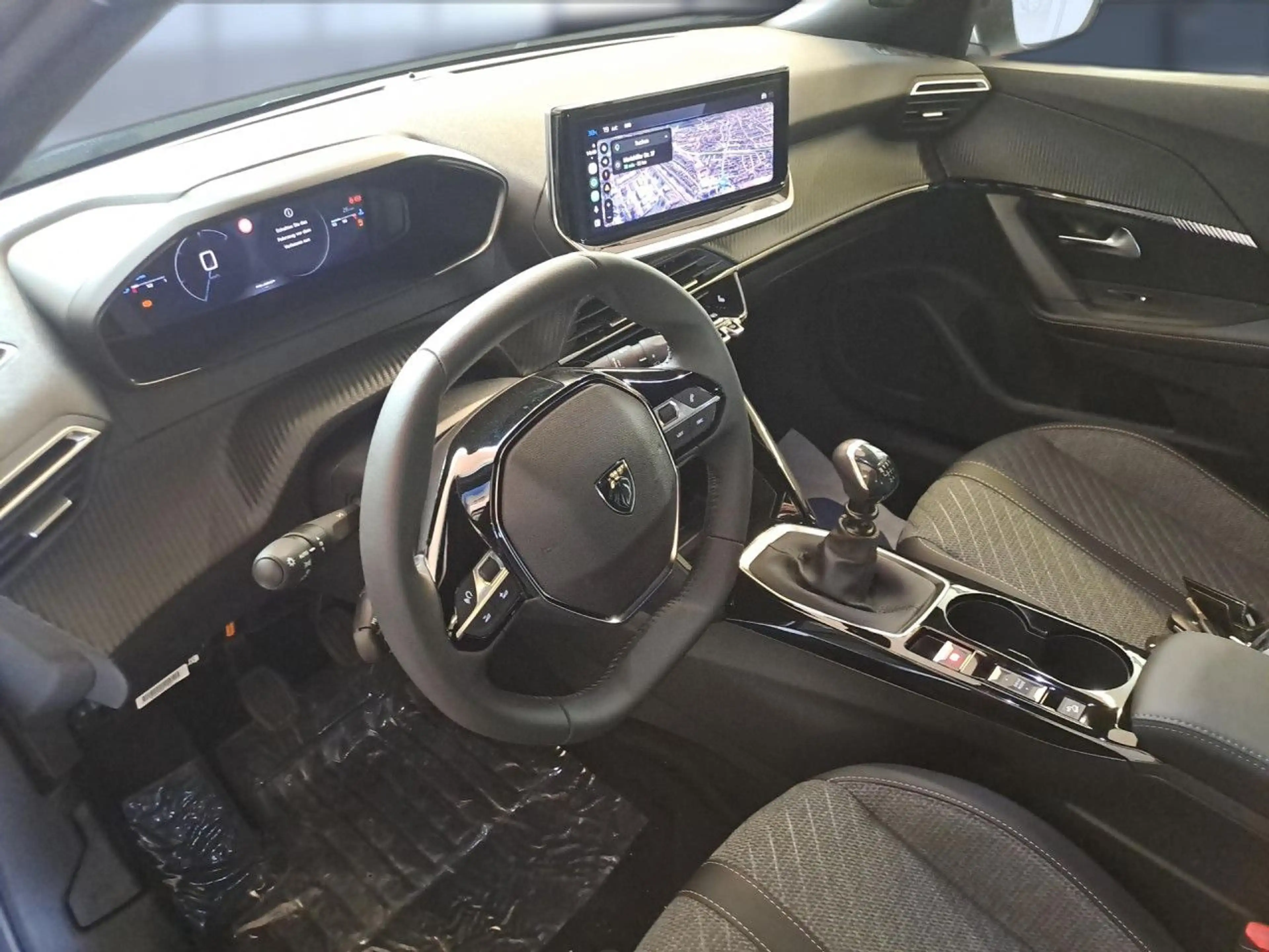 Peugeot 2008 Allure Bluetooth LED Klima Einparkhilfe — photo 12