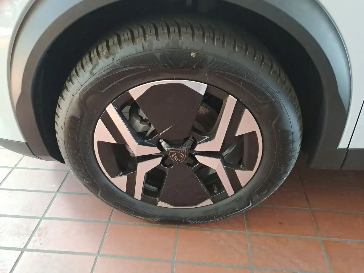 Peugeot 2008 Allure Bluetooth LED Klima Einparkhilfe, миниатюра 19