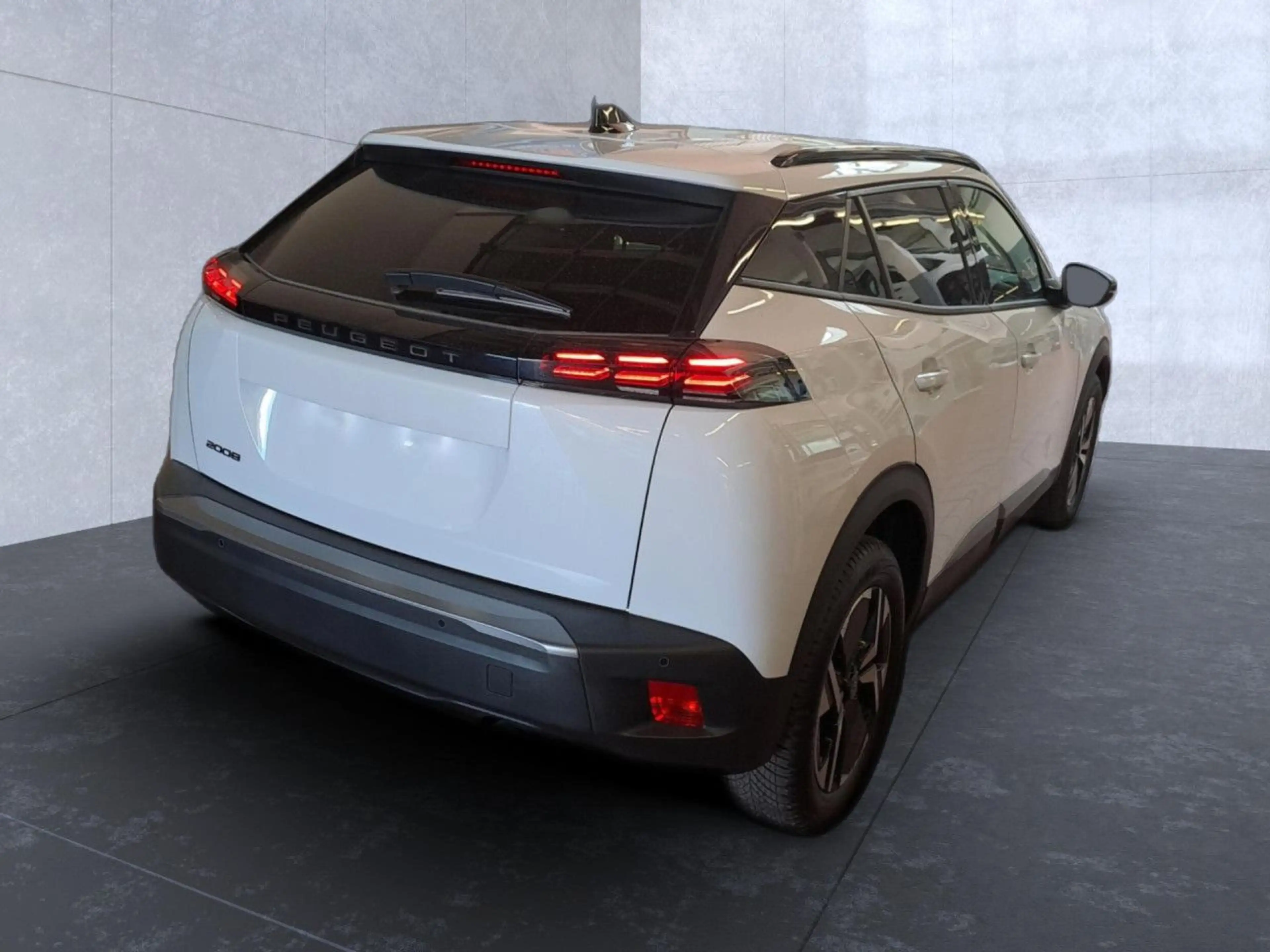 Peugeot 2008 Allure Bluetooth LED Klima Einparkhilfe — photo 3