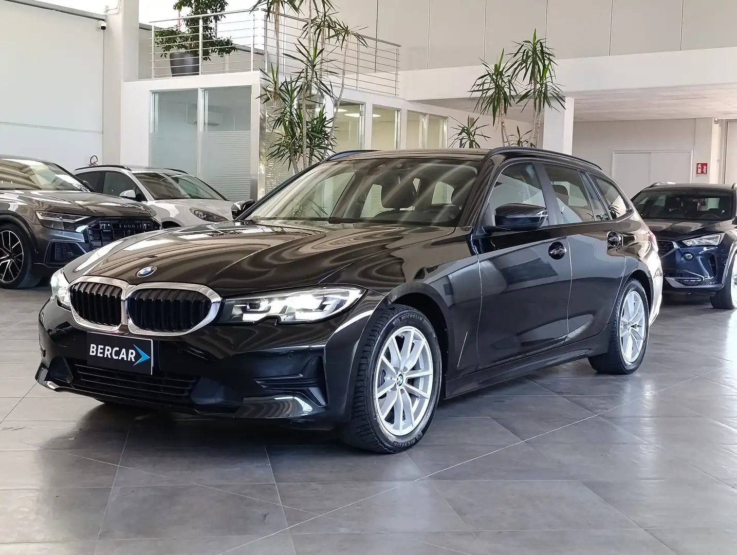 BMW 318 318d 48V Touring Business Advantage*LED*PDC*APP-C Nero - 1