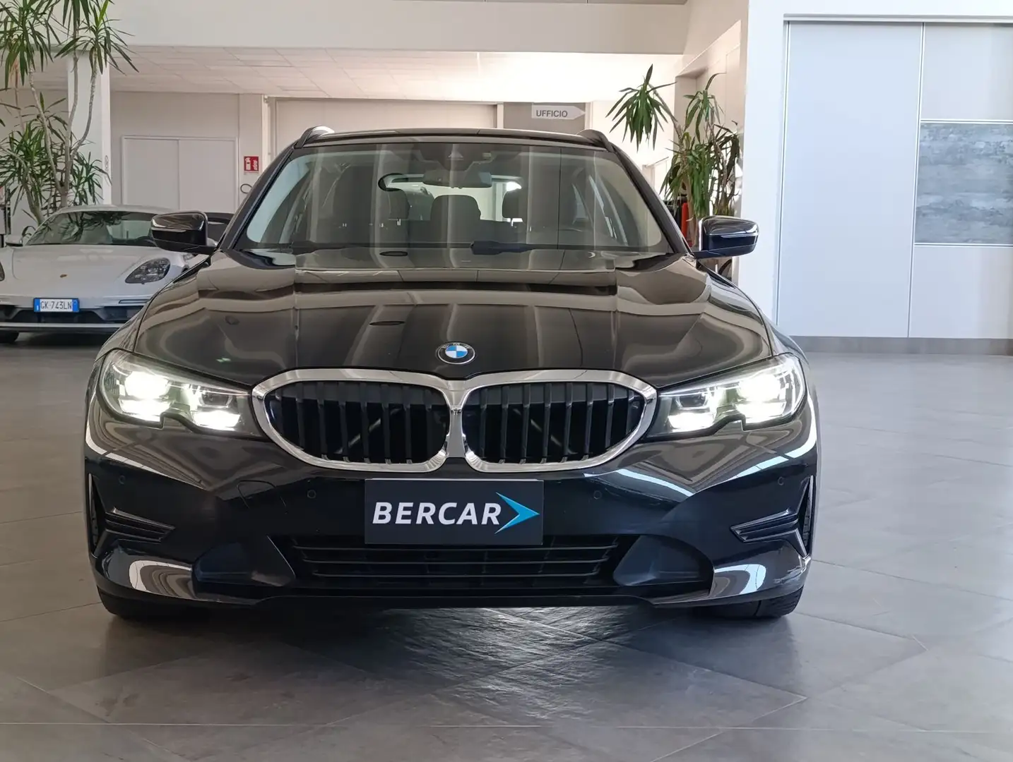 BMW 318 318d 48V Touring Business Advantage*LED*PDC*APP-C Nero - 2