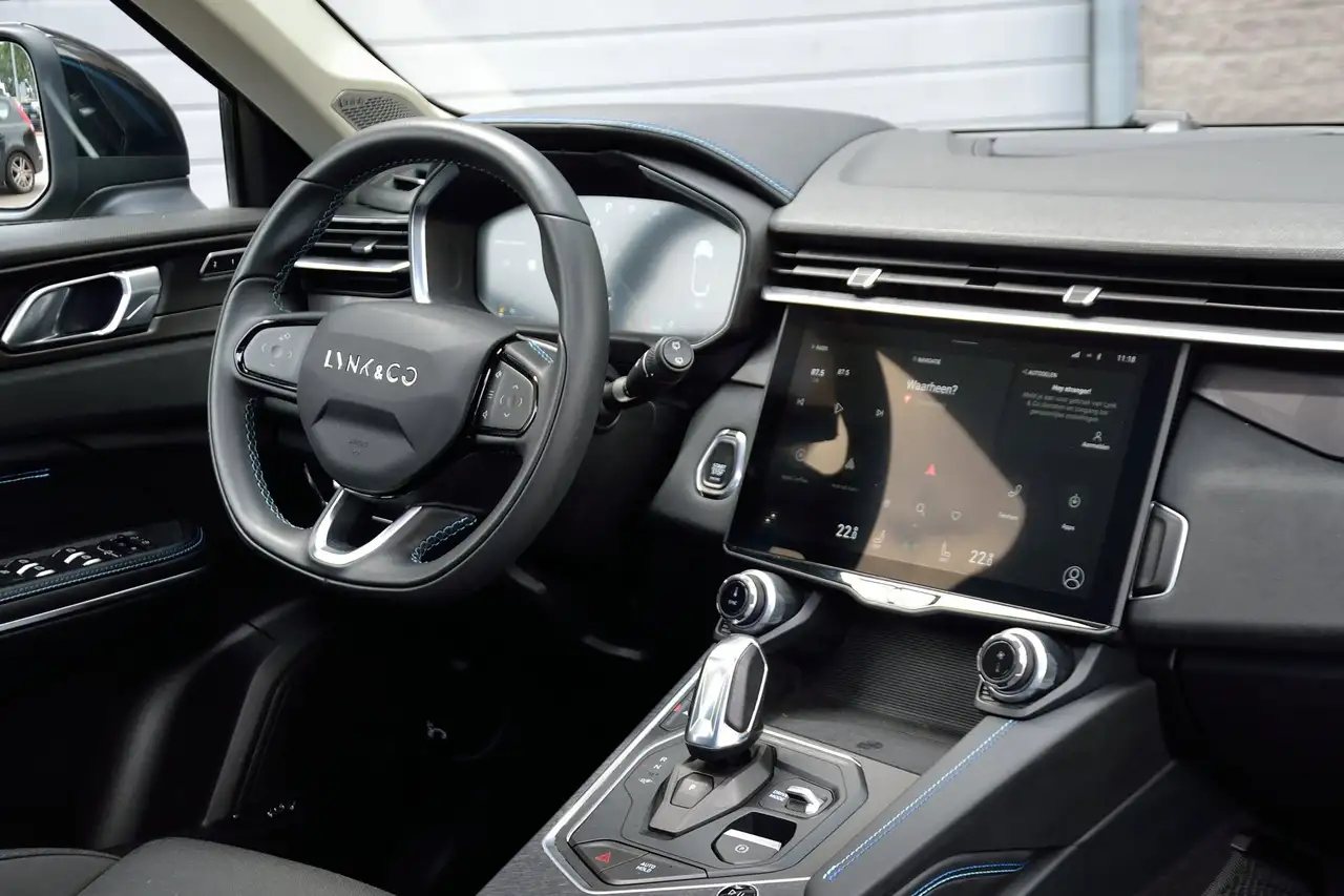 Lynk & Co 01 1.5 Plug-in Hybrid Panoramadak 360 Camera Ca, миниатюра 9