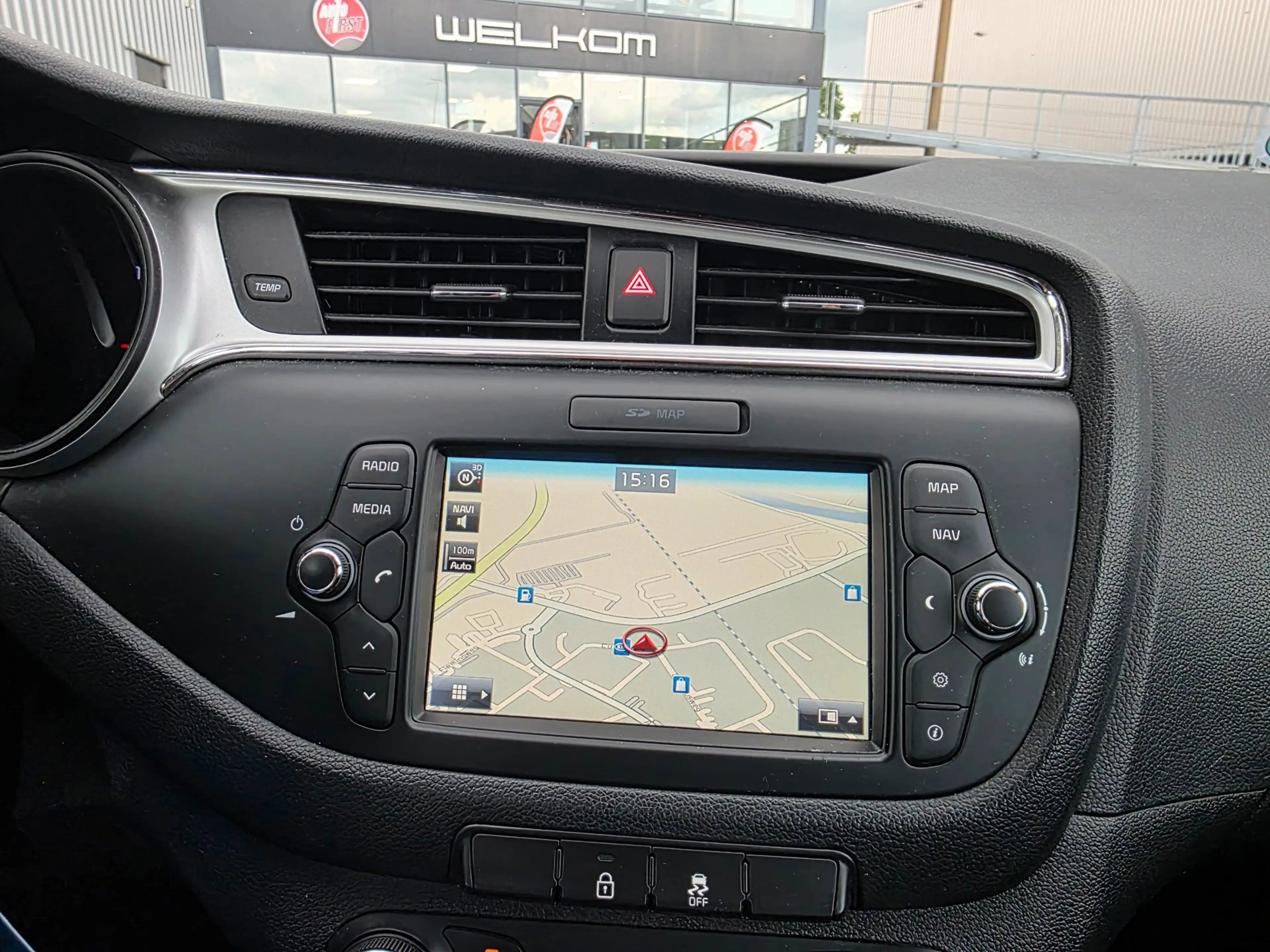 Kia Ceed SW / cee'd SW Sportswagon 1.0 T-GDi First Edition | CAMERA | NAV — photo 11