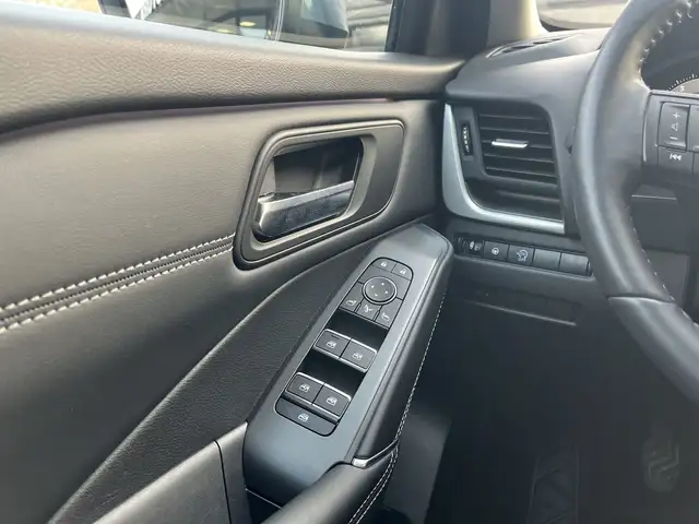 Nissan Qashqai view 9