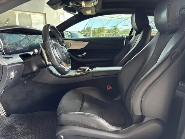 Mercedes-Benz E-Class view 11