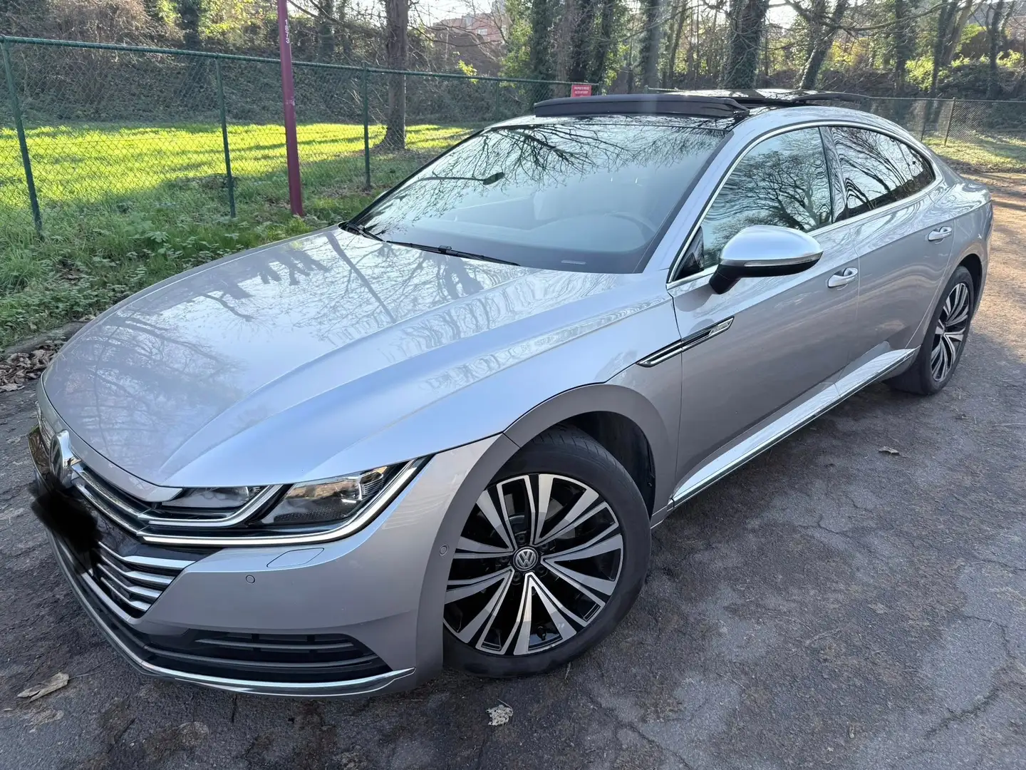 Volkswagen Arteon Arteon 2.0 TDi SCR R-Line DSG (EU6.2) Grau - 1