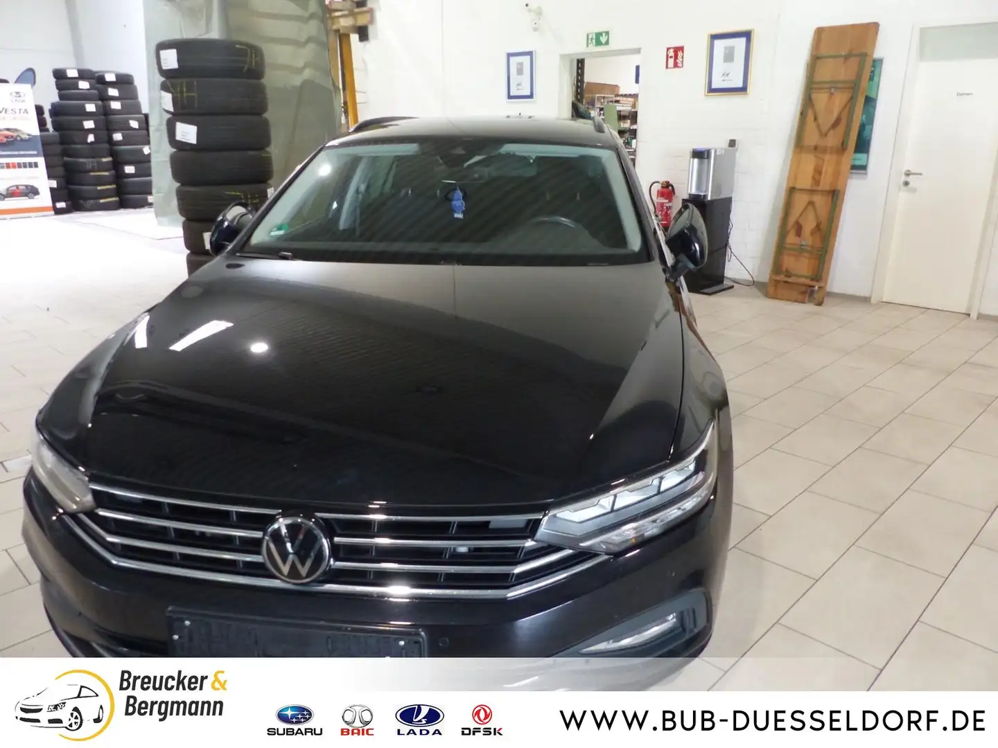 Volkswagen Passat Variant Business Negro - 1