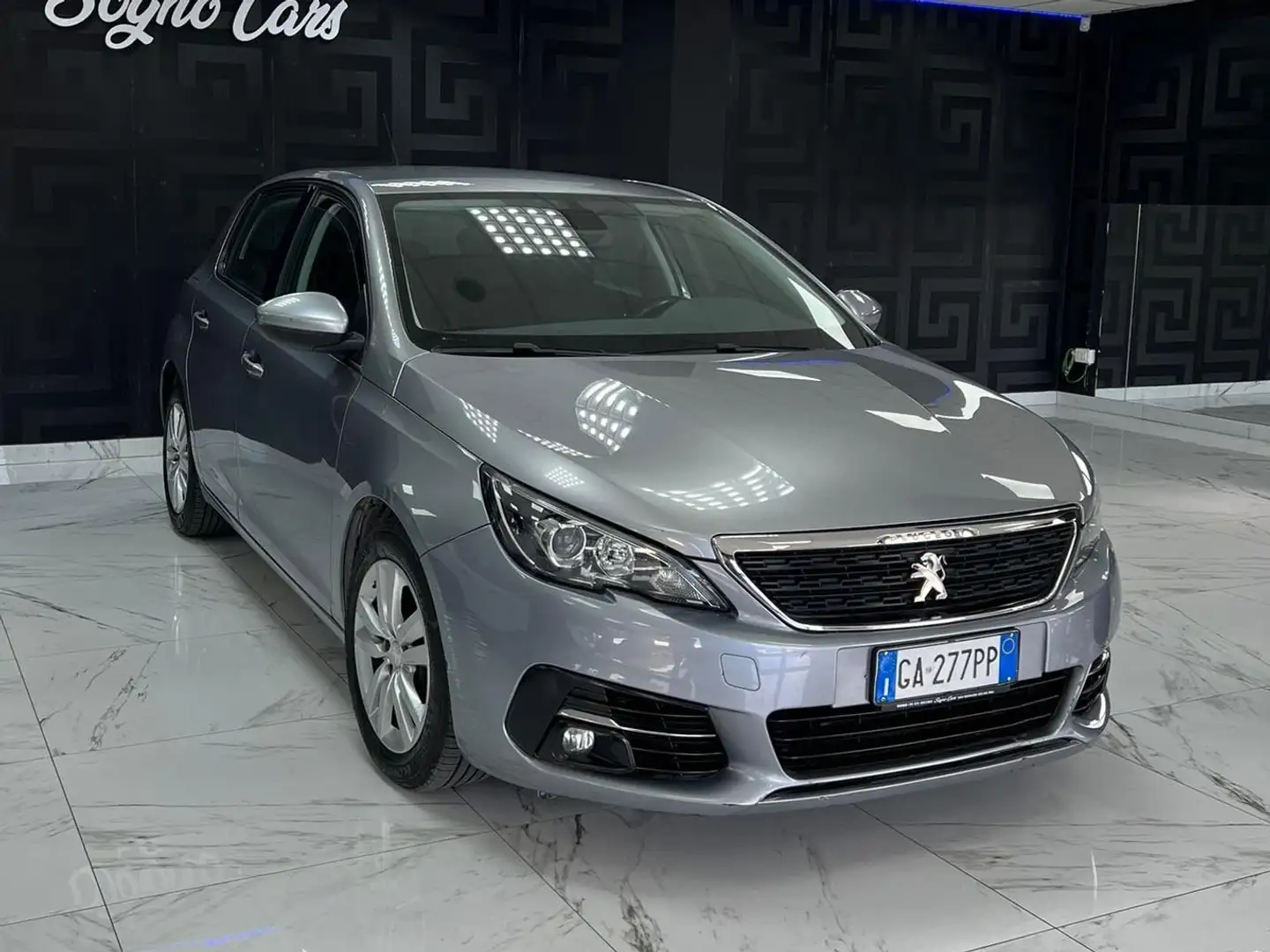 Peugeot 308 308 II 2018 5p 1.5 bluehdi Business Adas s Grau - 2