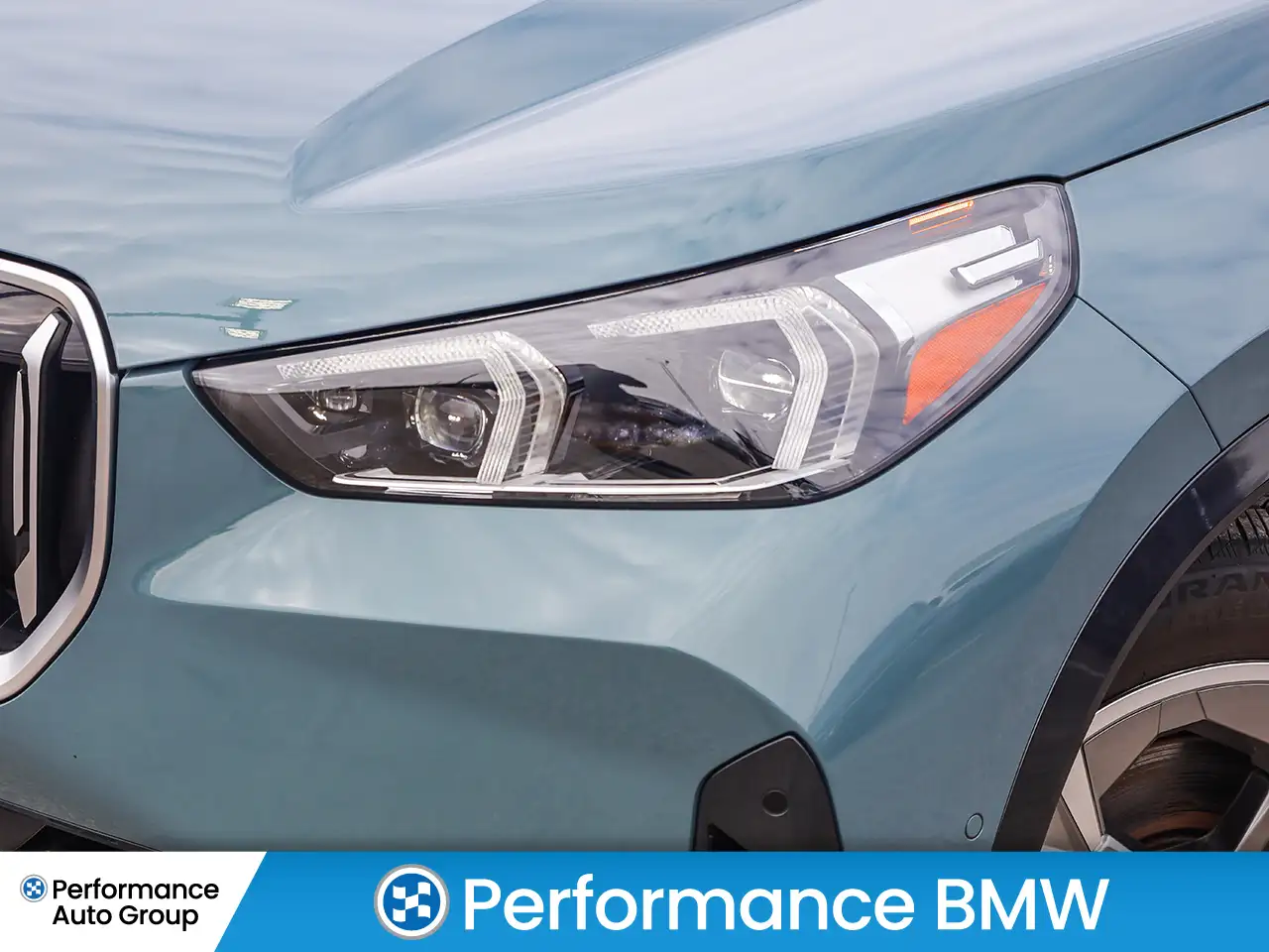 BMW X1 снимка BMW X1