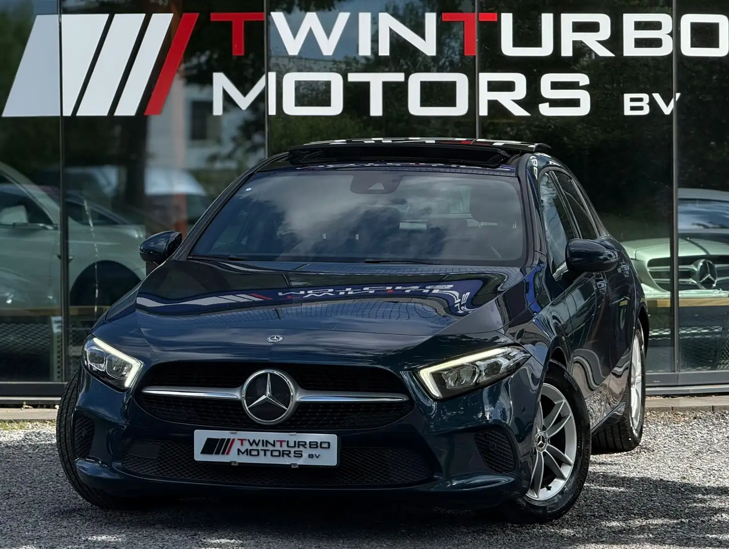 Mercedes-Benz A 180 Business Solution Noir - 1