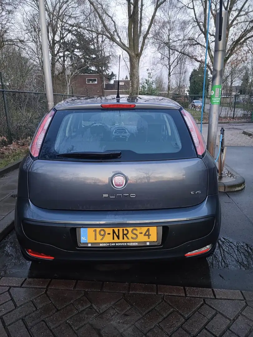 Fiat Punto Evo 1.4 8V Dualogic - 1