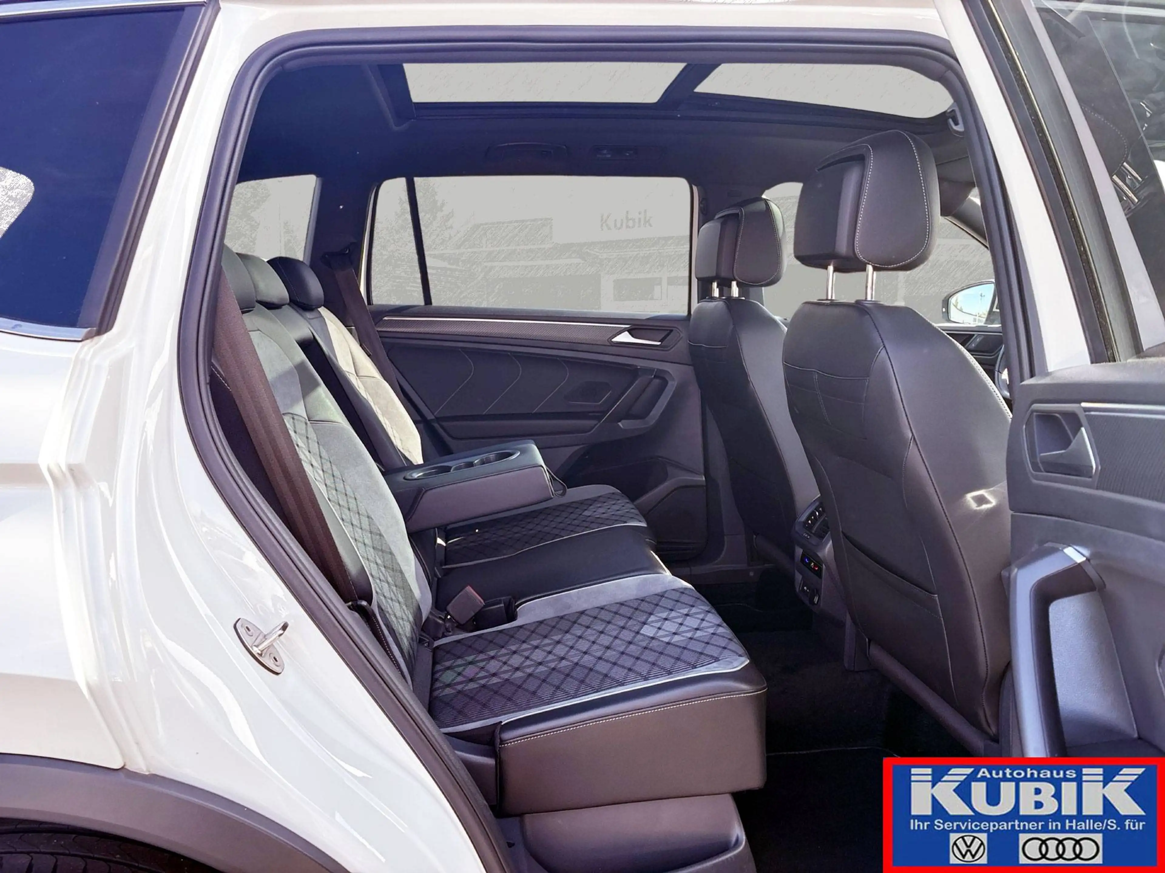 Volkswagen Tiguan Allspace R-Line 2.0 TDI 4motion DSG+IQ. Light+HUD+DCC+360 Ka — photo 15