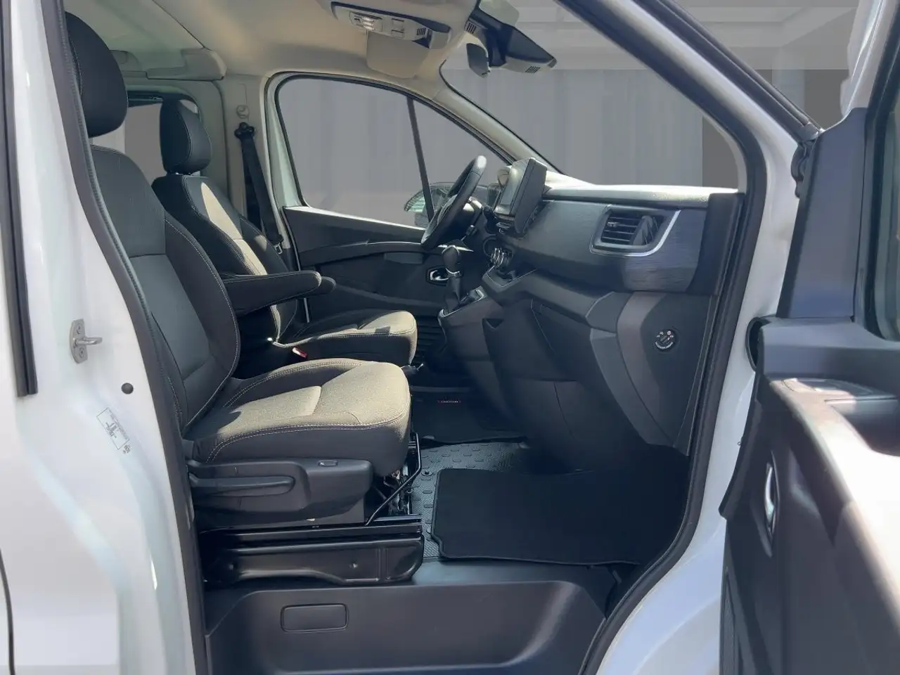 Renault Trafic 2.0 dCi 170 Combi, миниатюра 8