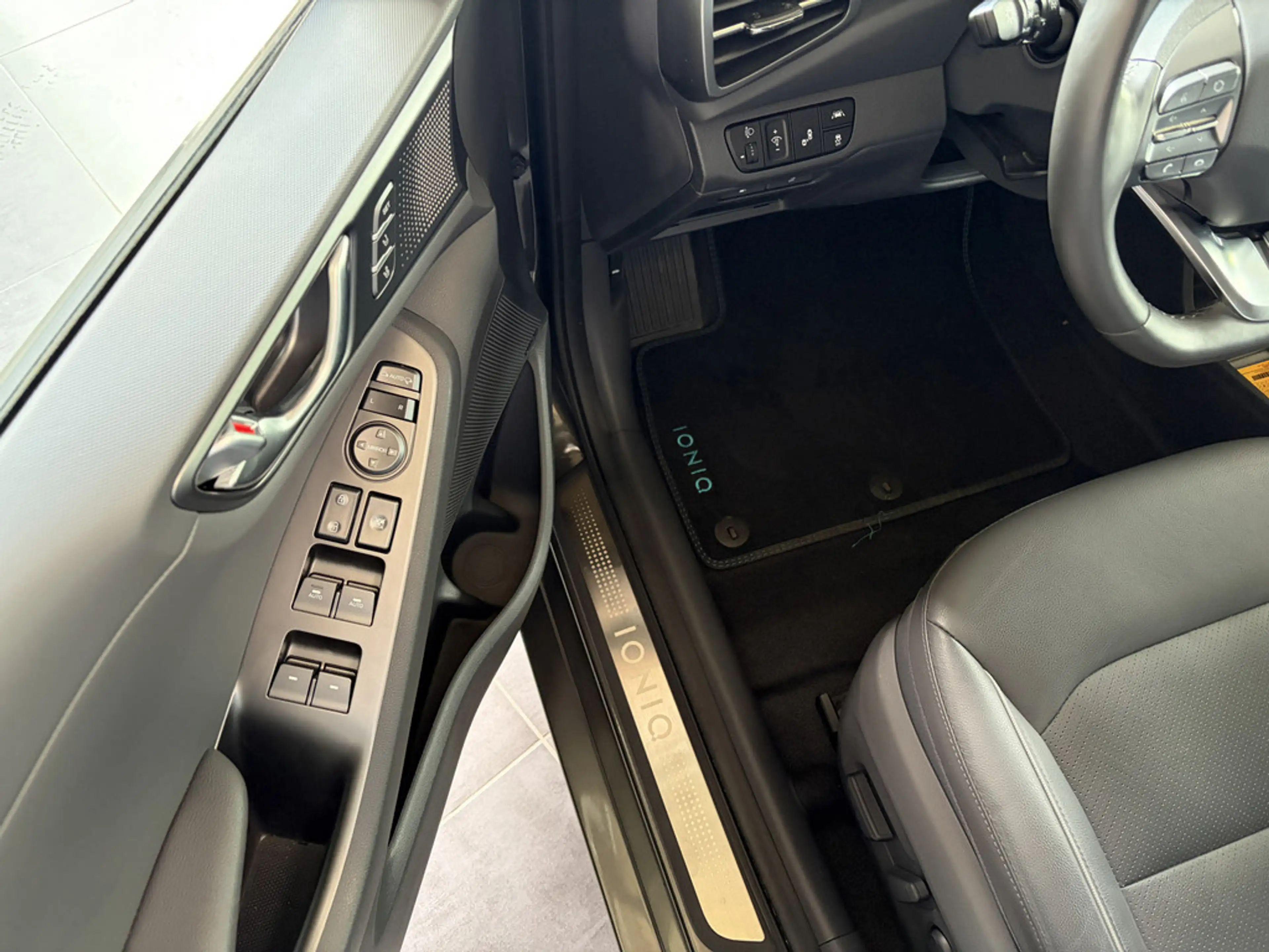 Hyundai IONIQ Prime Elektro FACEL. SITZBELÜFTUNG LED — photo 13