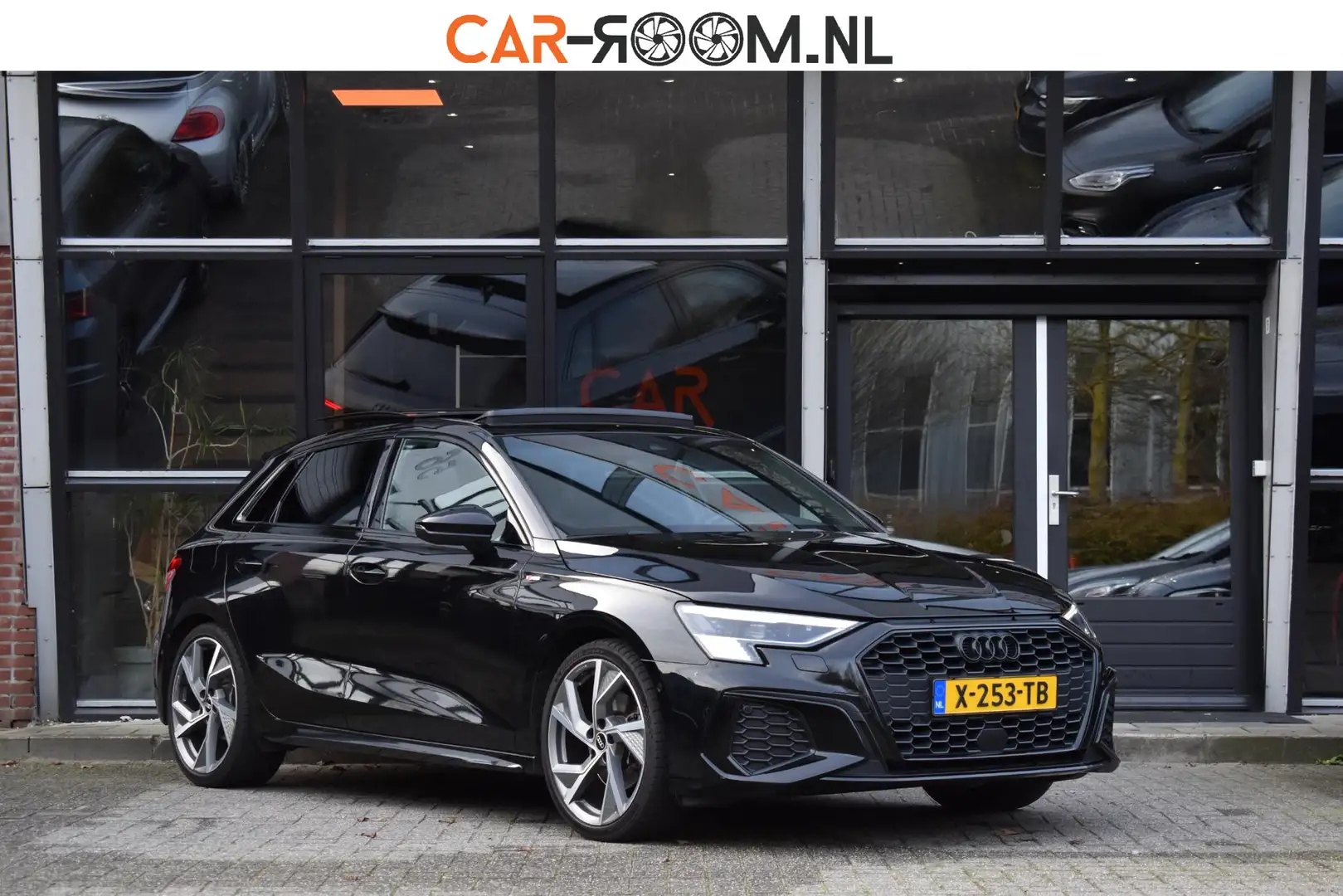 Audi A3 Sportback 35 TFSI S Line Pano Kuip Lane B&O Trekha Schwarz - 1