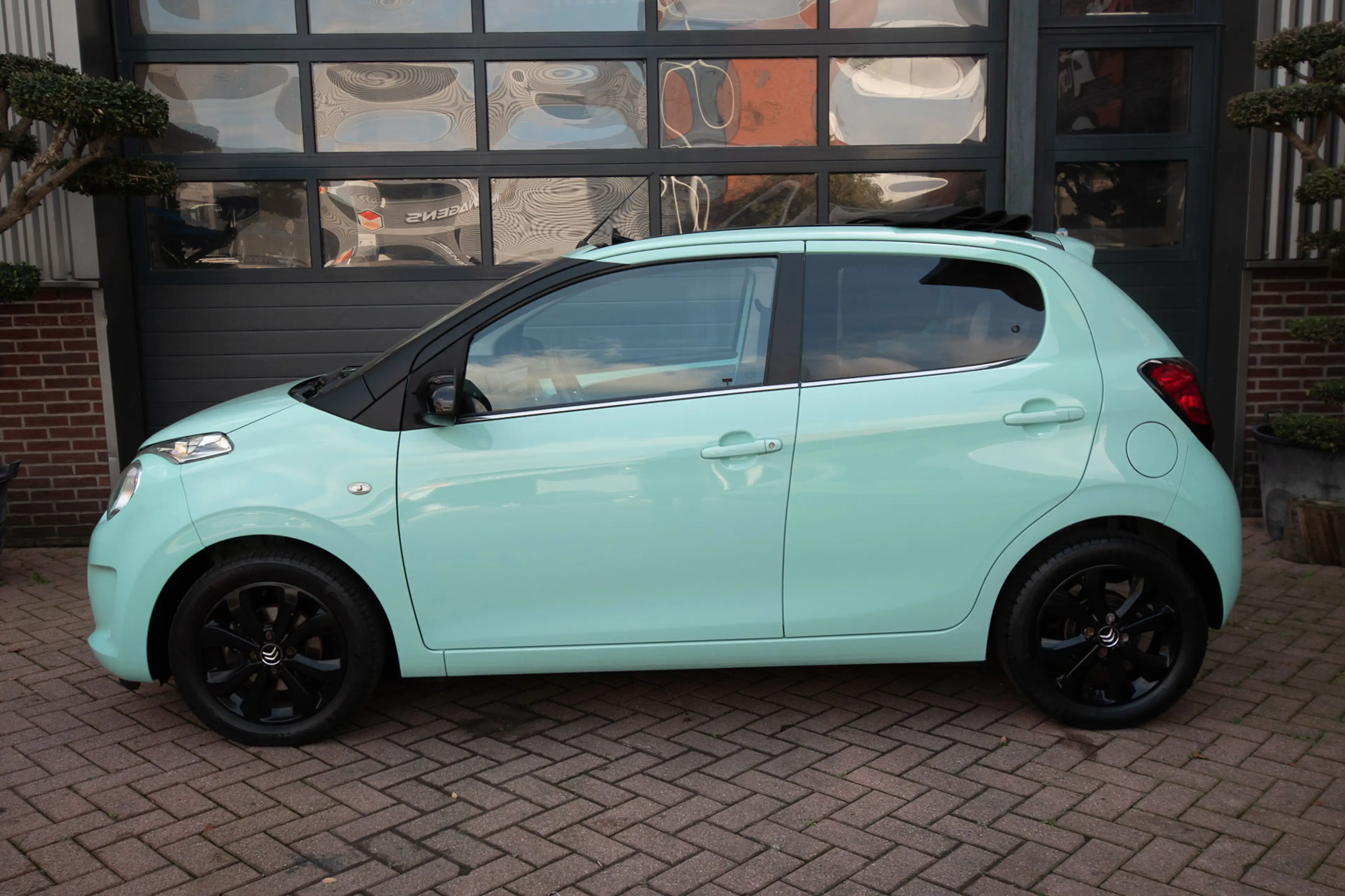 Citroen C1 1.0 VTi Airscape Shine|Camera — photo 16