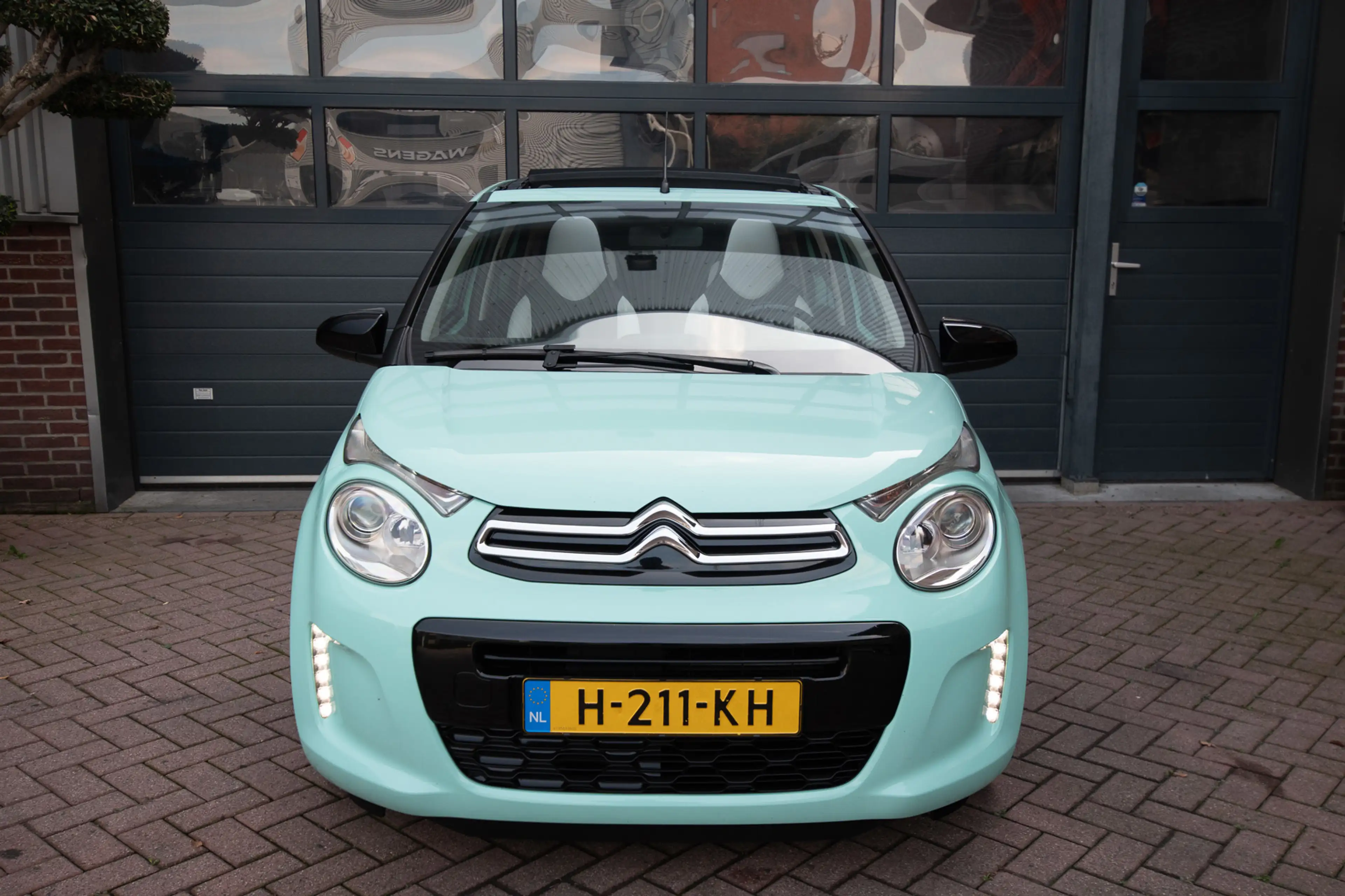 Citroen C1 1.0 VTi Airscape Shine|Camera — photo 11