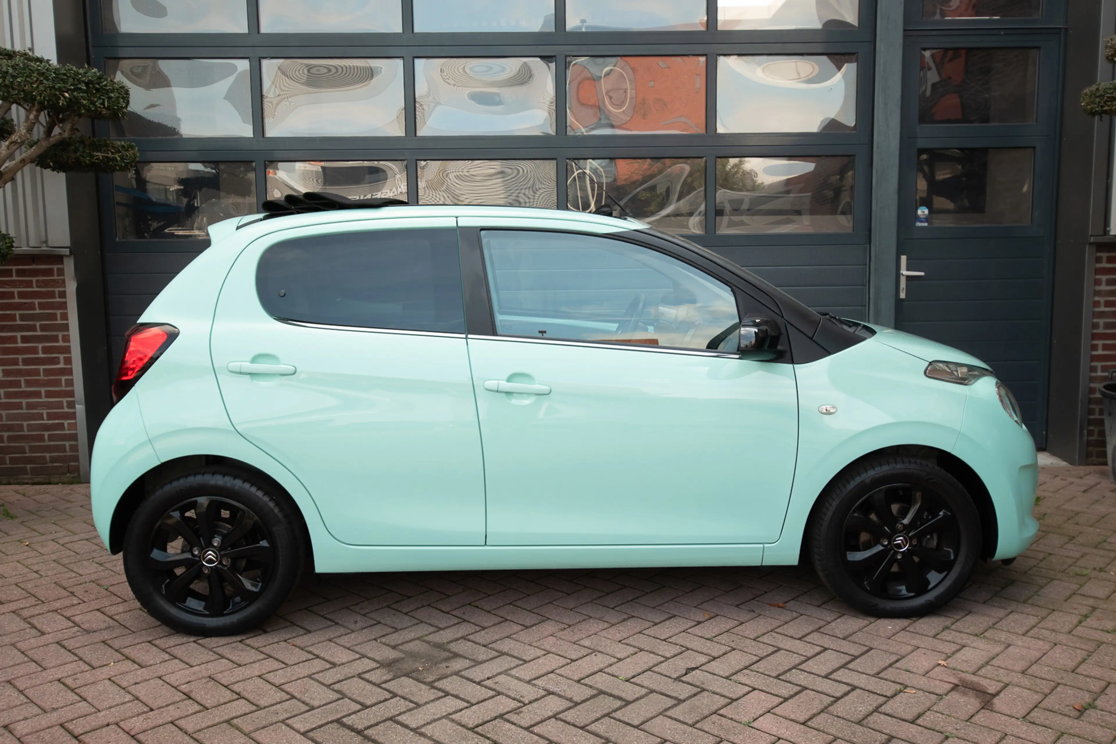Citroen C1 1.0 VTi Airscape Shine|Camera — photo 15