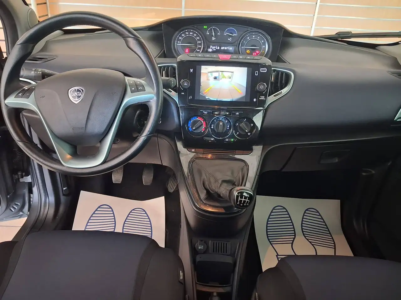 Lancia Ypsilon 2023 — фото 13