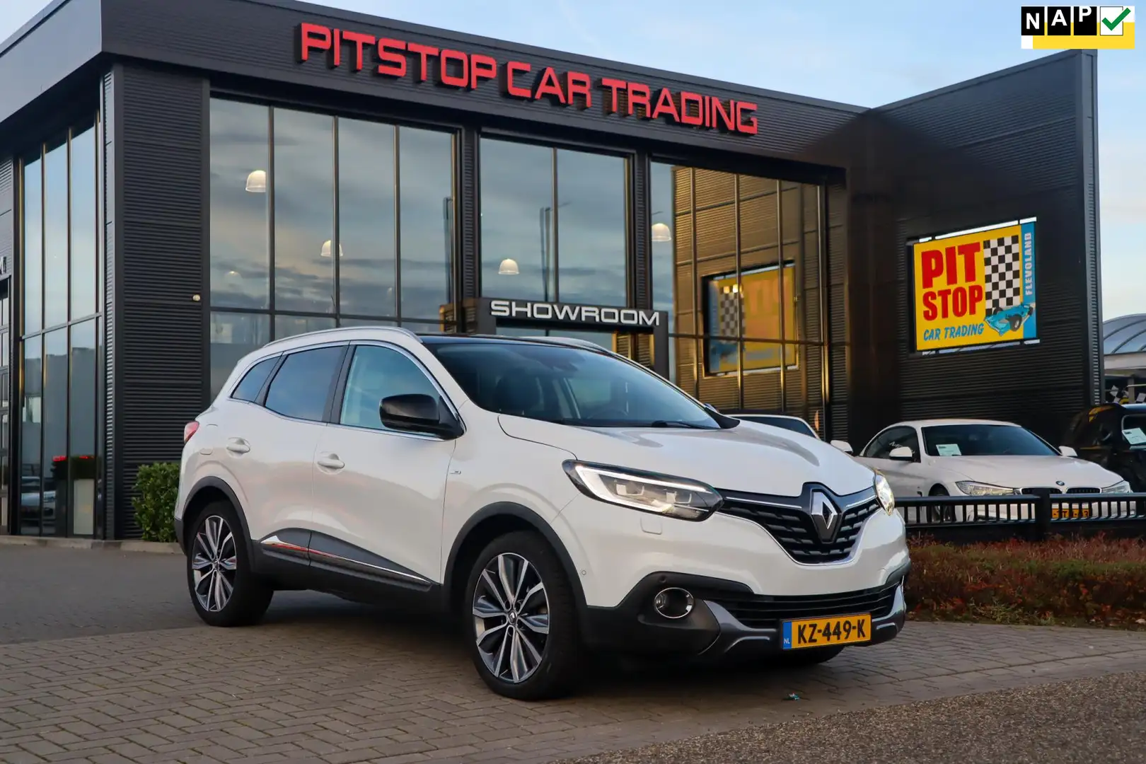 Renault Kadjar 1.2 TCe Bose, 131 PK, Camera, Trekhaak, Cruise! Weiß - 1