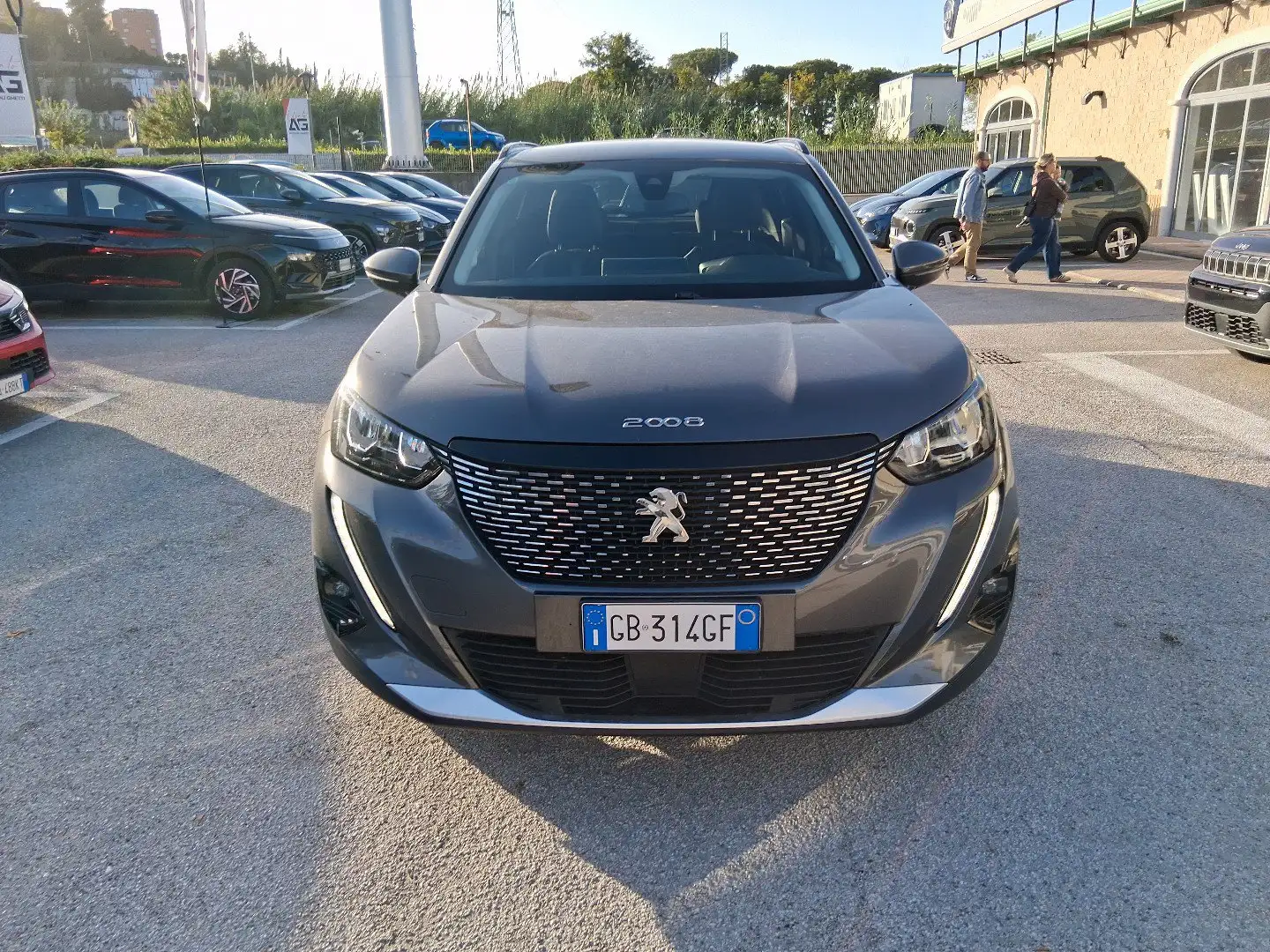 Peugeot 2008 2008 BlueHDi 100 S&S Allure Navi Pack Gris - 2