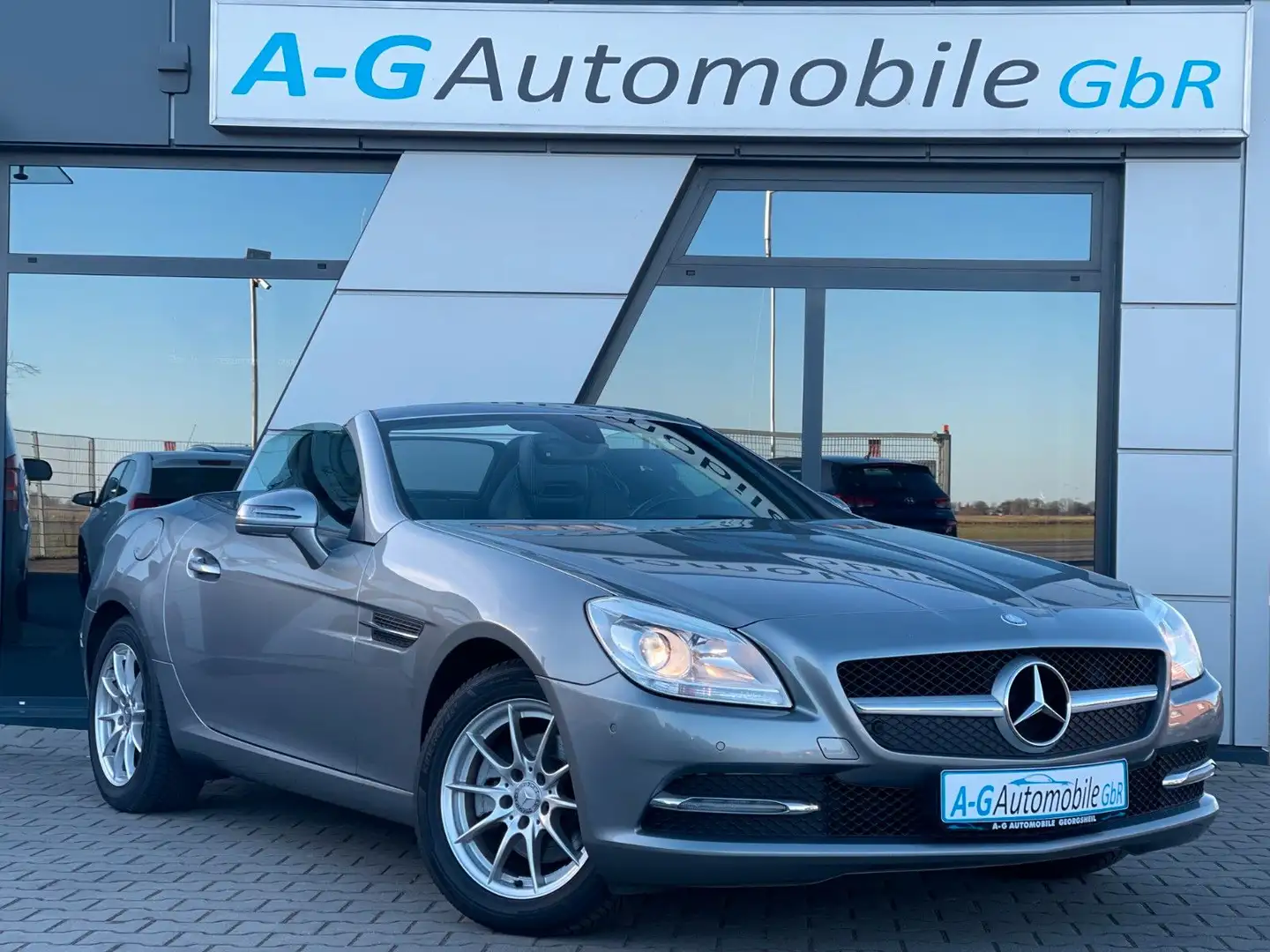 Mercedes-Benz SLK 200 SLK Roadster 200 BlueEfficiency/Airscarf/Navi Argent - 1