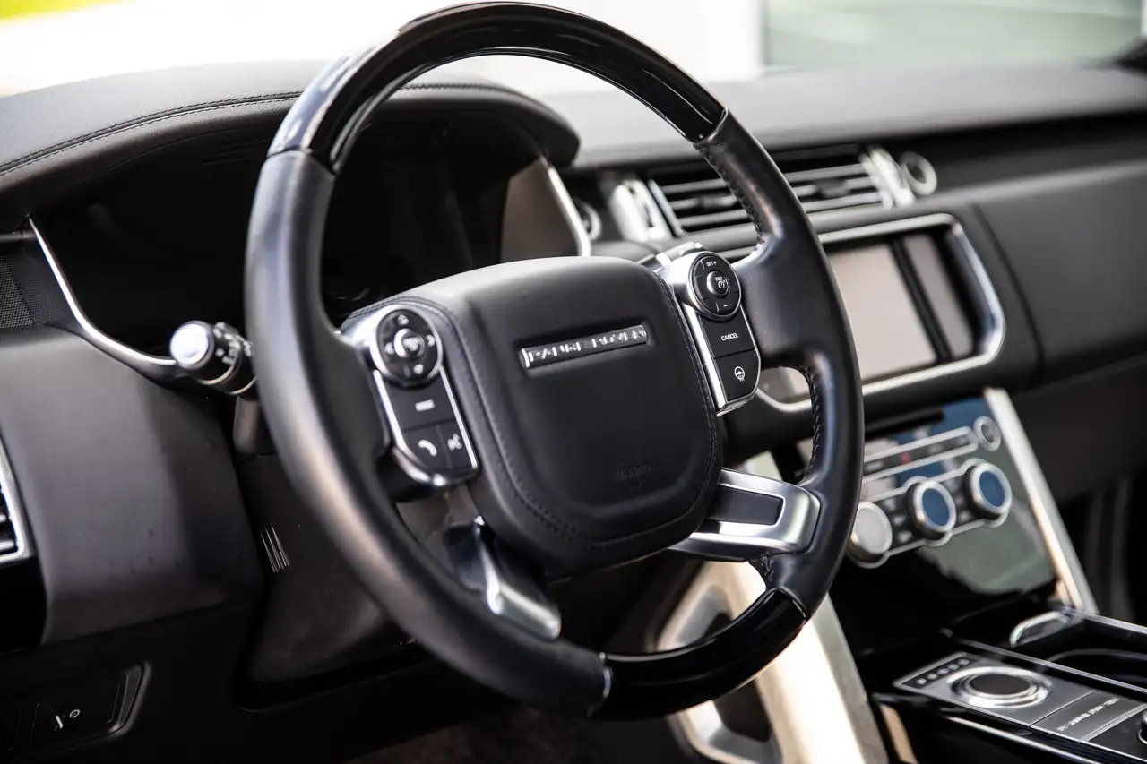 Land Rover Range Rover снимка Land Rover Range Rover