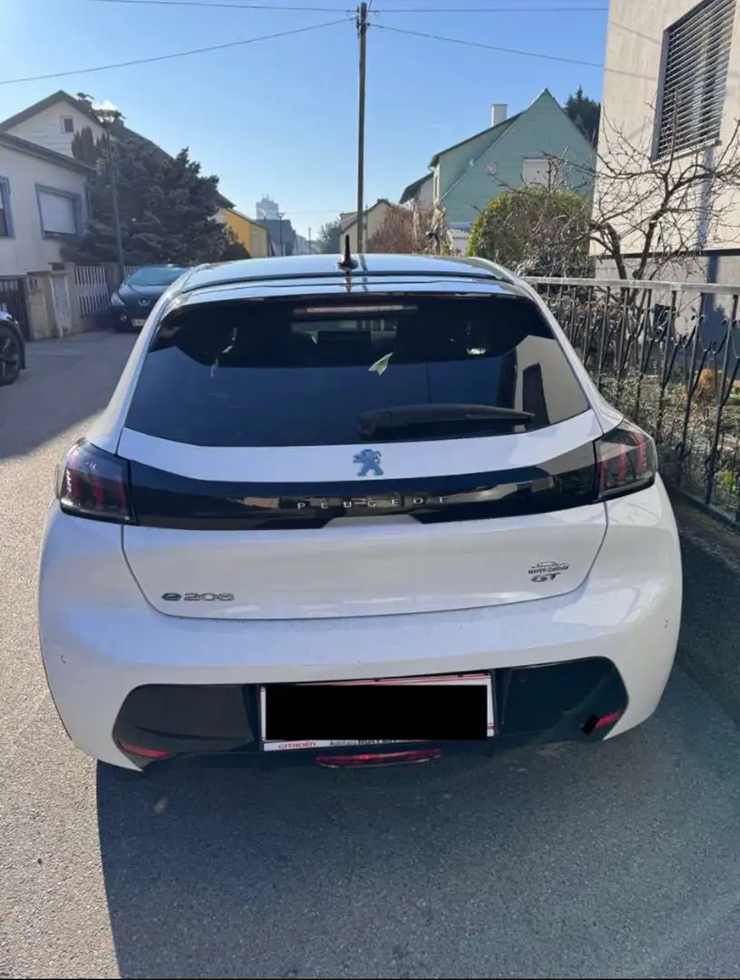 Peugeot e-208 GT Weiß - 1