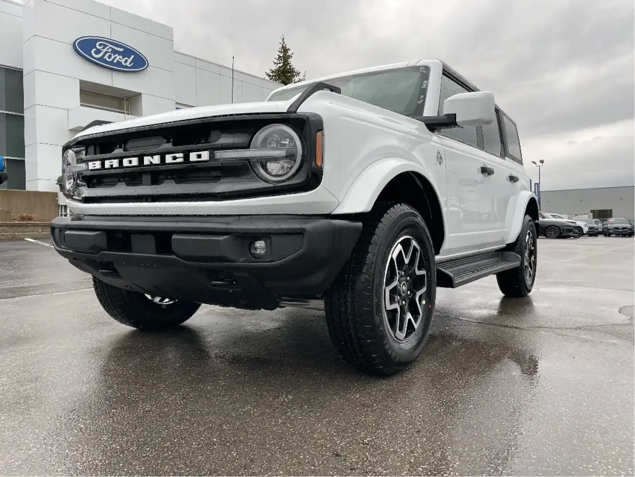 Ford Bronco снимка Ford Bronco