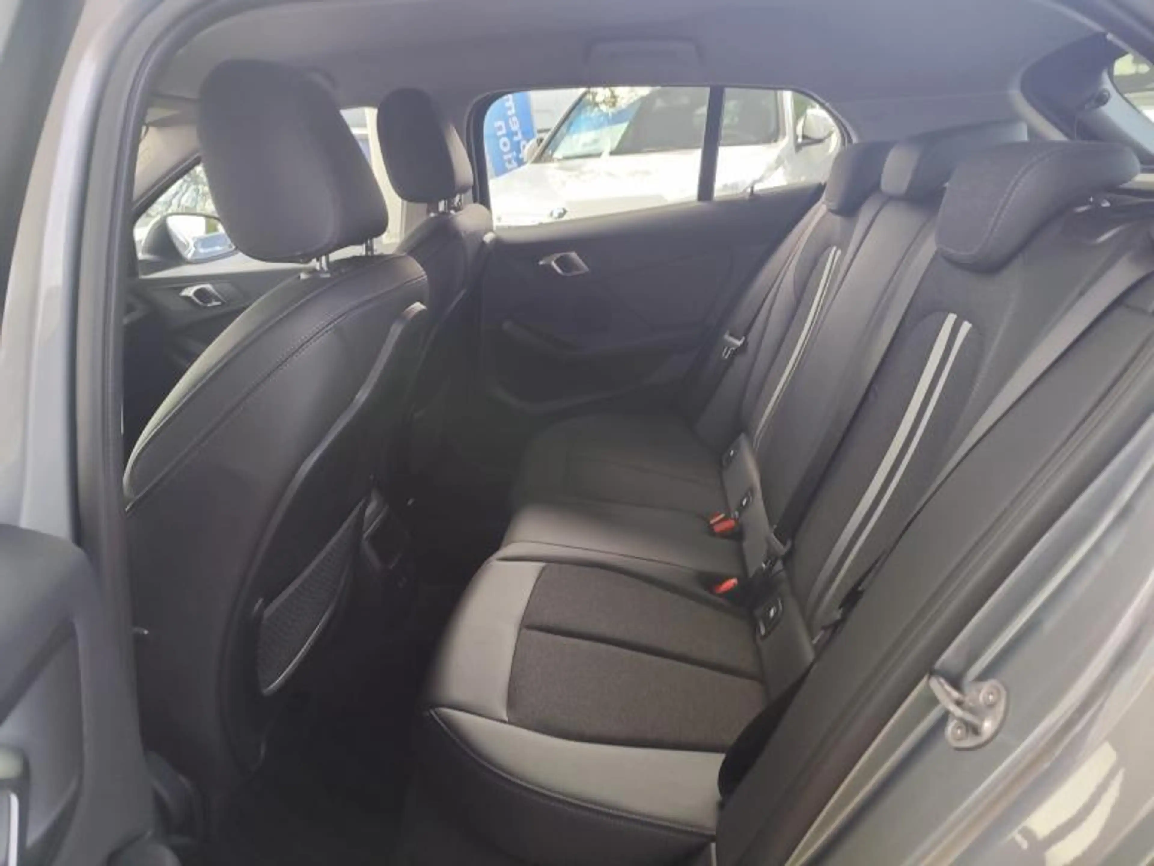 BMW 116 d LED Navigation *TVA* Garantie Bortolin Occasions — photo 13