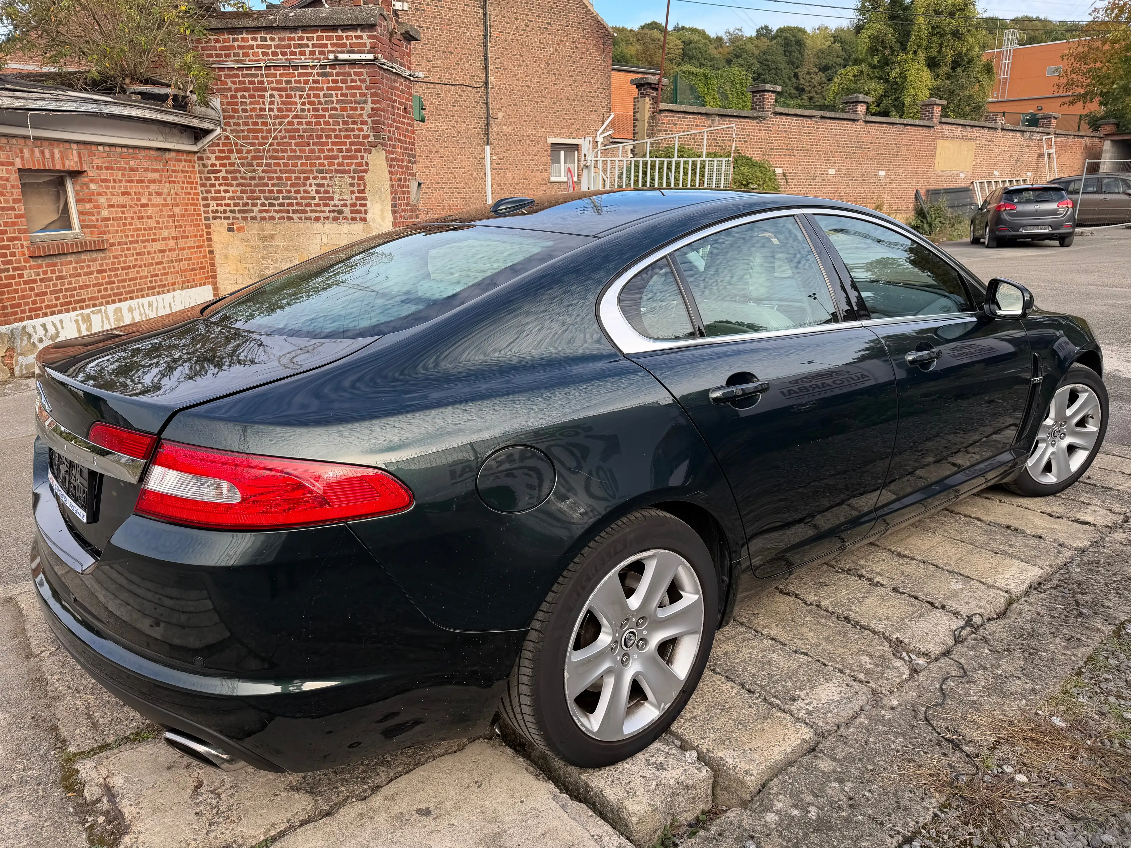 Jaguar XF XF 3.0 Turbo V6 Luxury DPF — photo 4