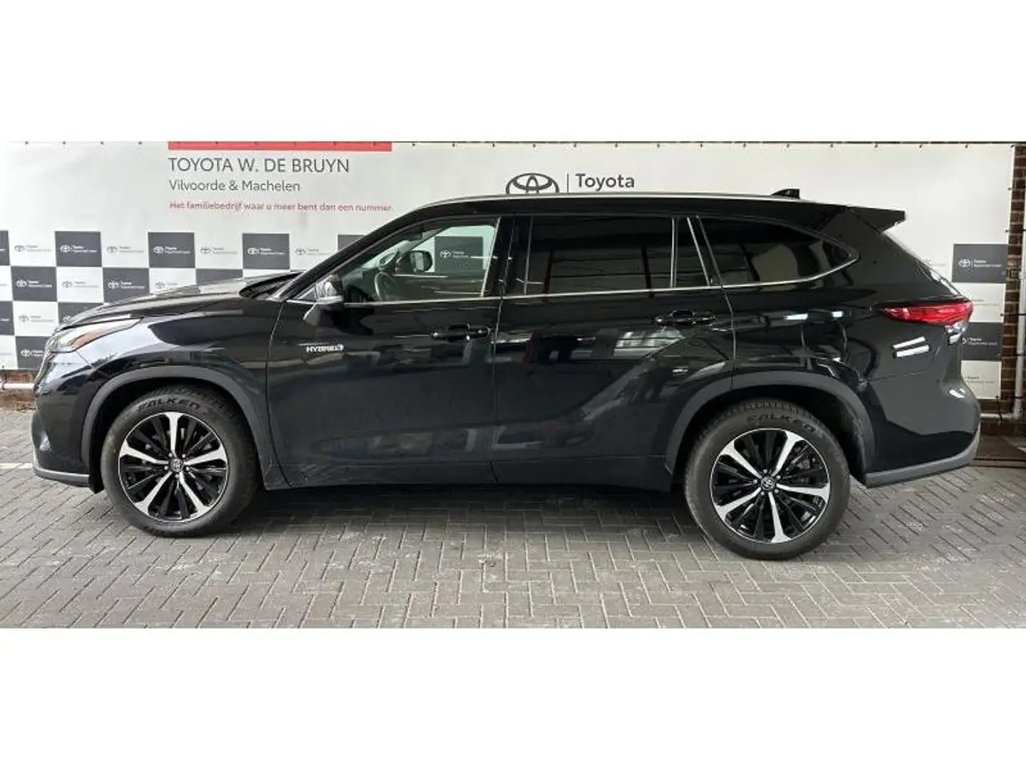 Toyota Highlander Premium Plus Zwart - 2
