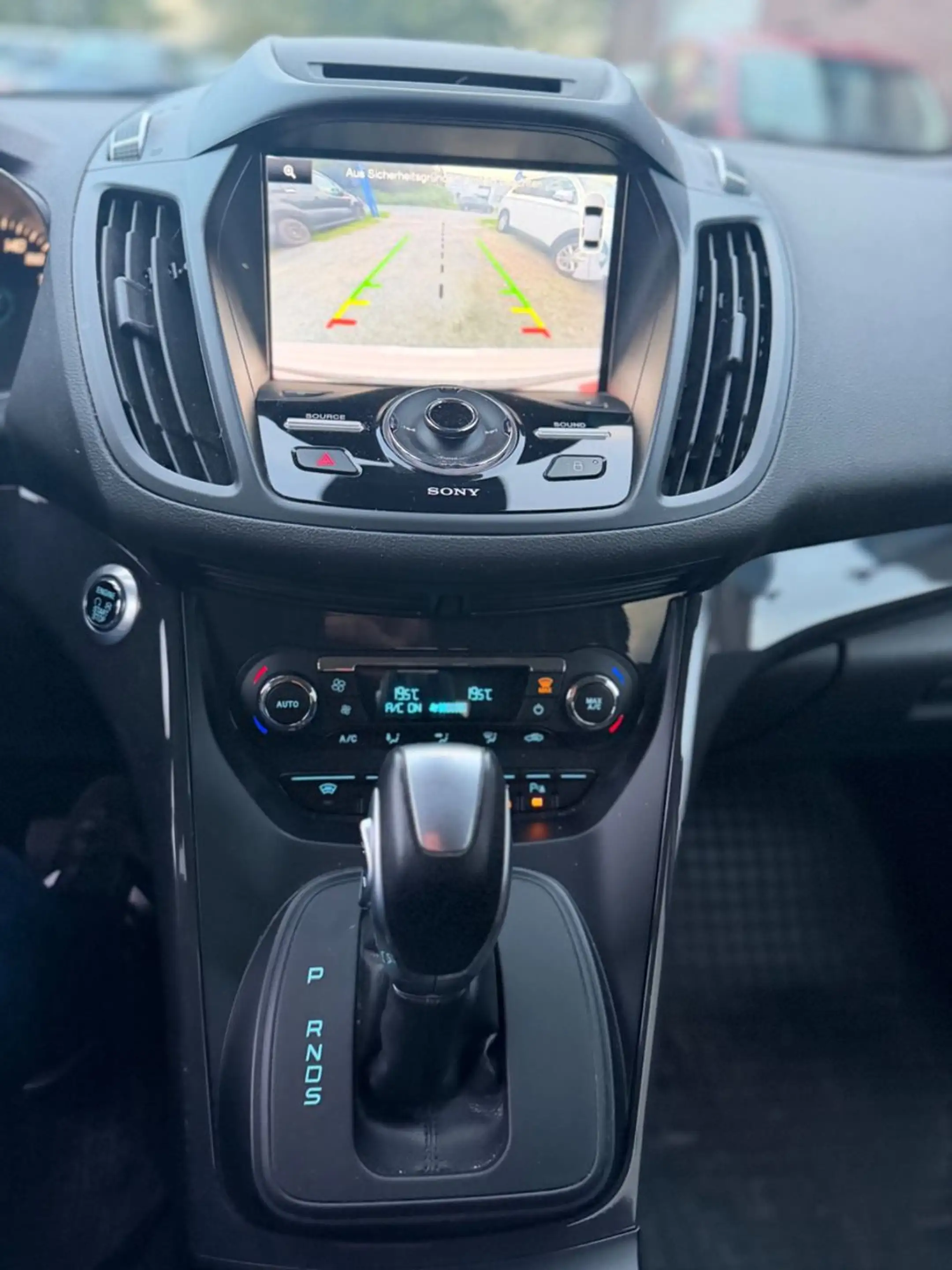 Ford Kuga Individual 4x4 Leder + Tüv + Automatik — photo 10