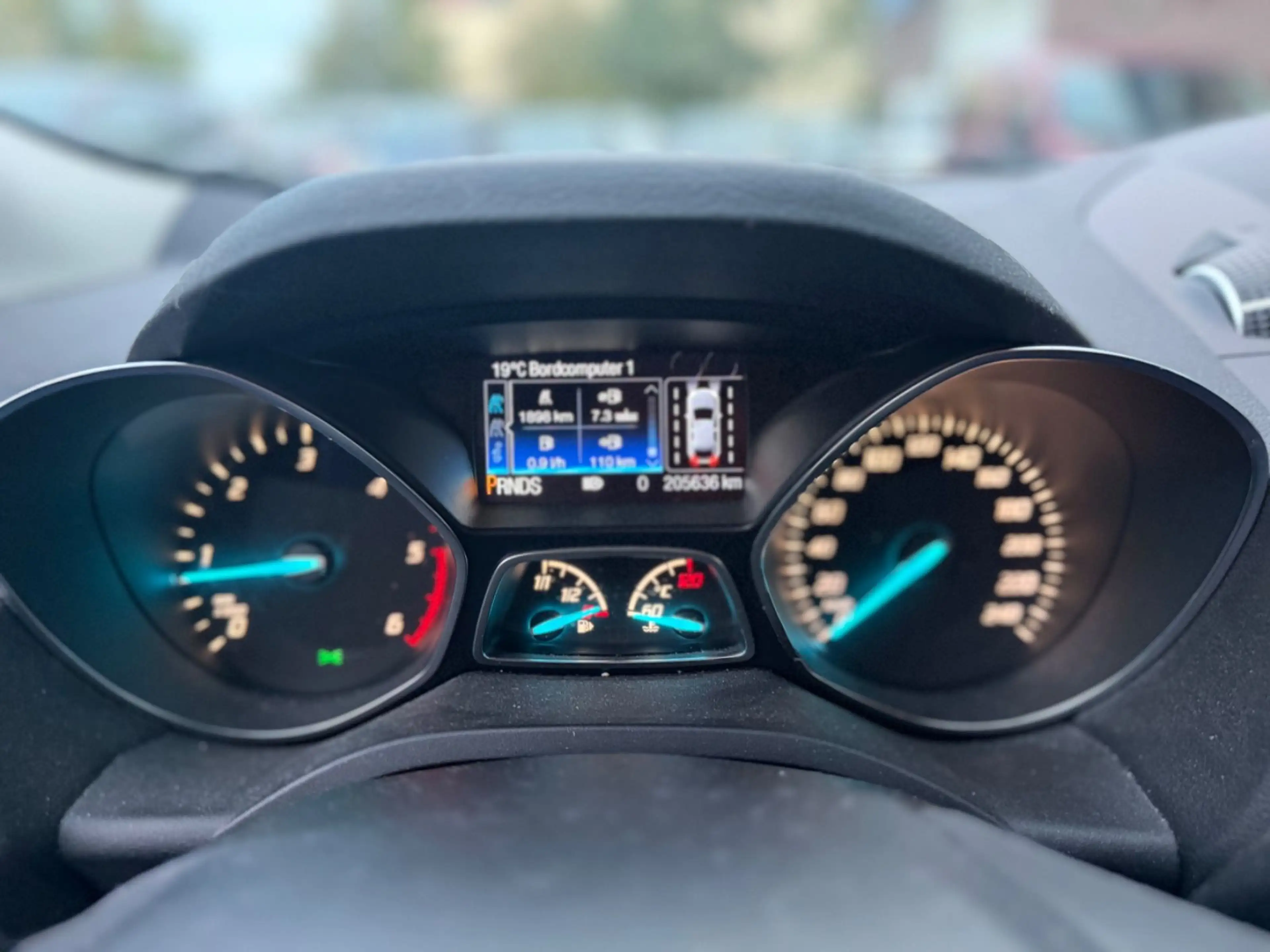Ford Kuga Individual 4x4 Leder + Tüv + Automatik — photo 9