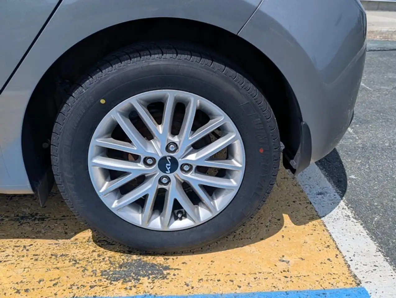 Kia Rio снимка Kia Rio