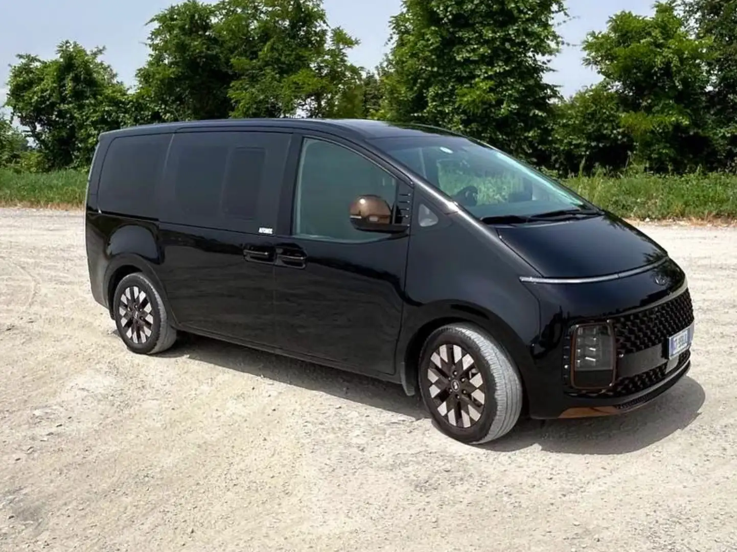 Hyundai STARIA Staria 2.2 Luxury AWD auto Negro - 1