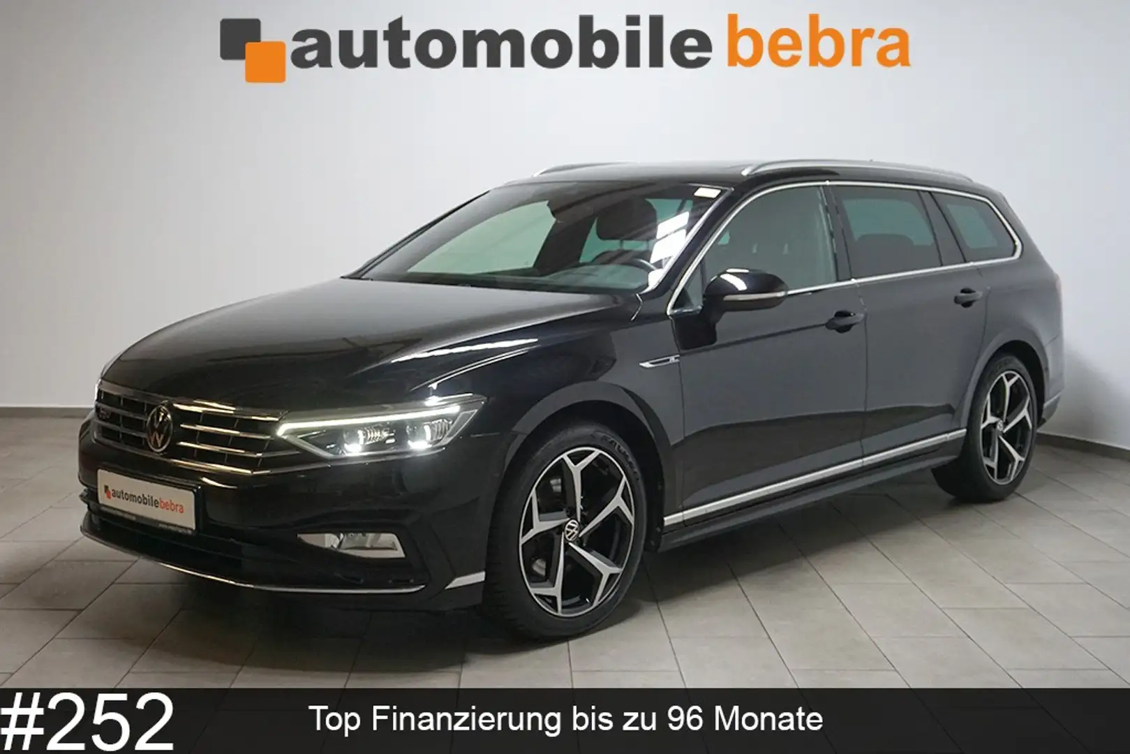 Volkswagen Passat 2.0TDI DSG 2xR-Line Virtual Pano Navi Schwarz - 1