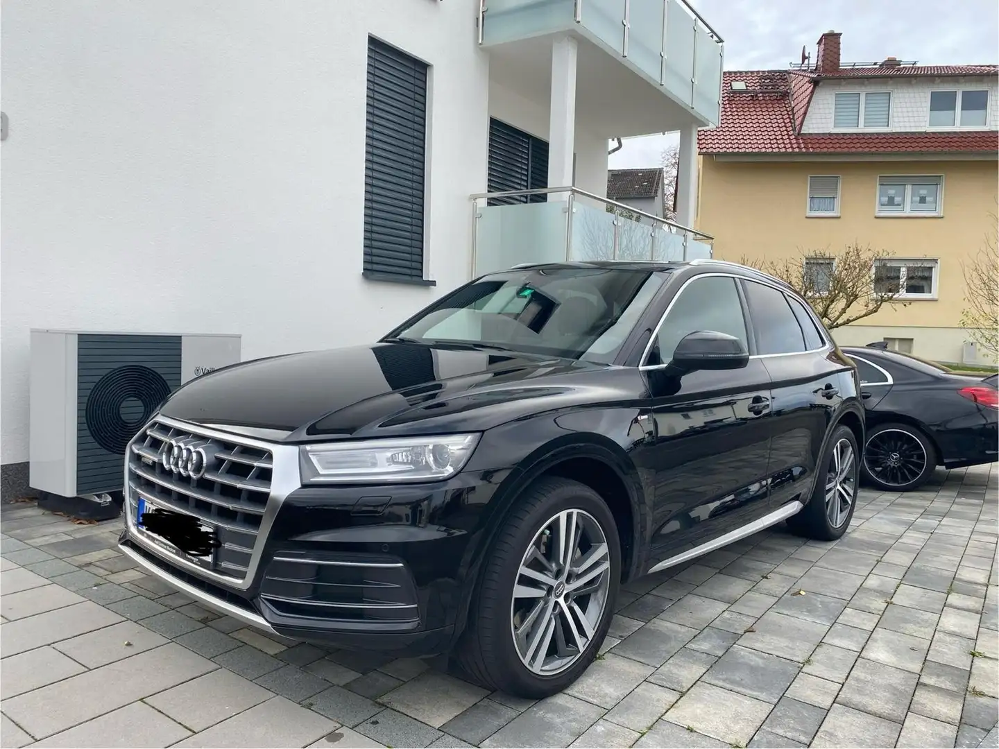 Audi Q5 Q5 Diesel 2.0 TDI quattro sport Schwarz - 1