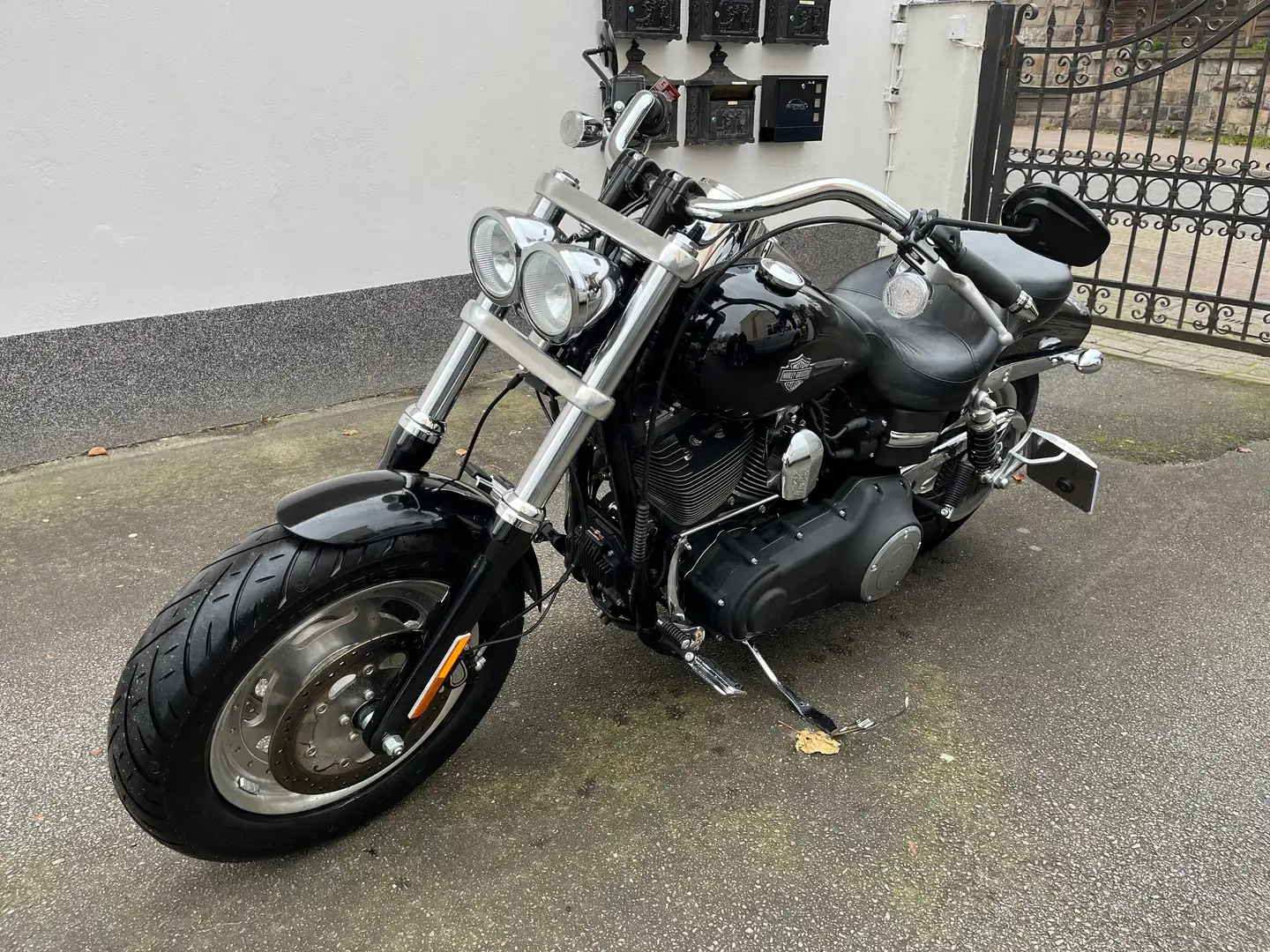 Harley-Davidson Dyna Fat Bob 5HD Jekill & Hyde FINANZ.AB129,- Negro - 1