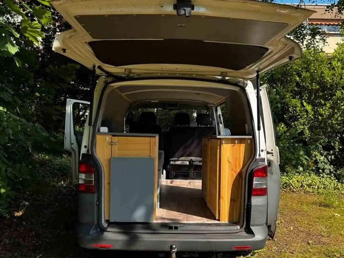 Volkswagen T5 Transporter Camper Weiß - 2