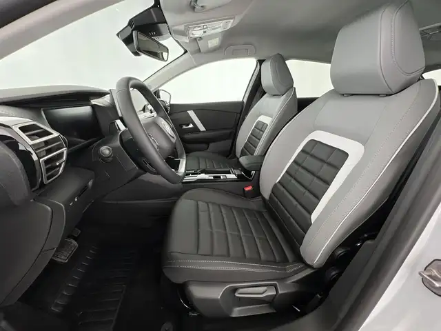 Citroen C4 view 7