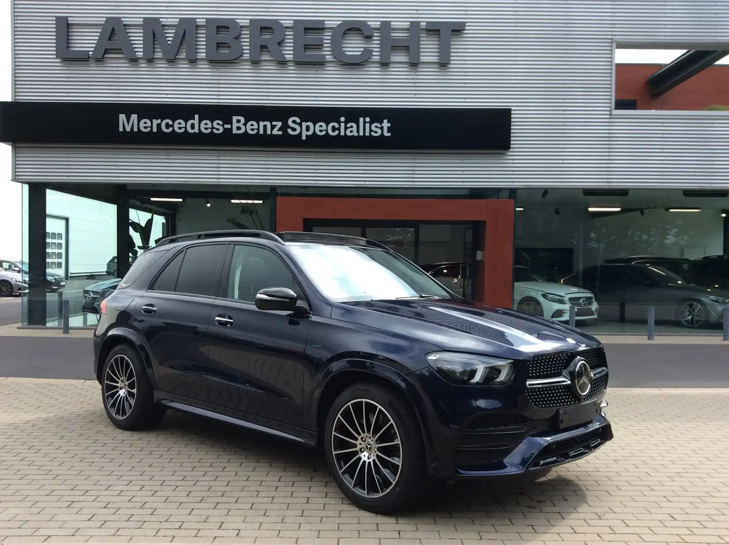 Mercedes-Benz GLE 350 GLE 350 de 4Matic 9G-TRONIC AMG Line * PANO* NIGHT Bleu - 1