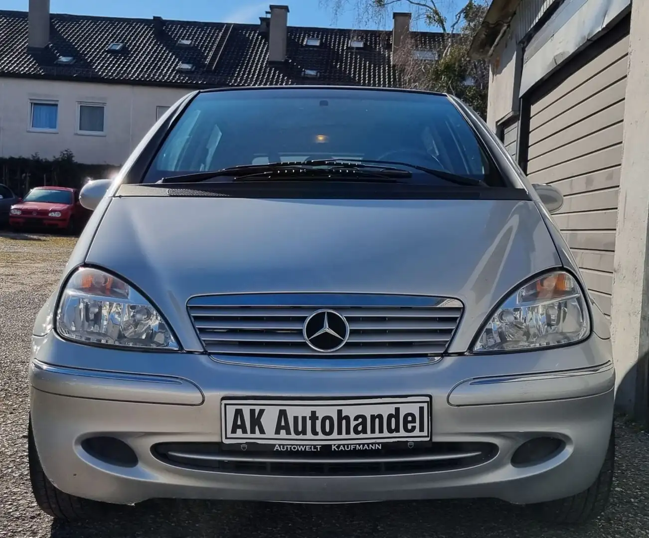 Mercedes-Benz A 160 AVANTGARDE Aut AHK Klima Grau - 2